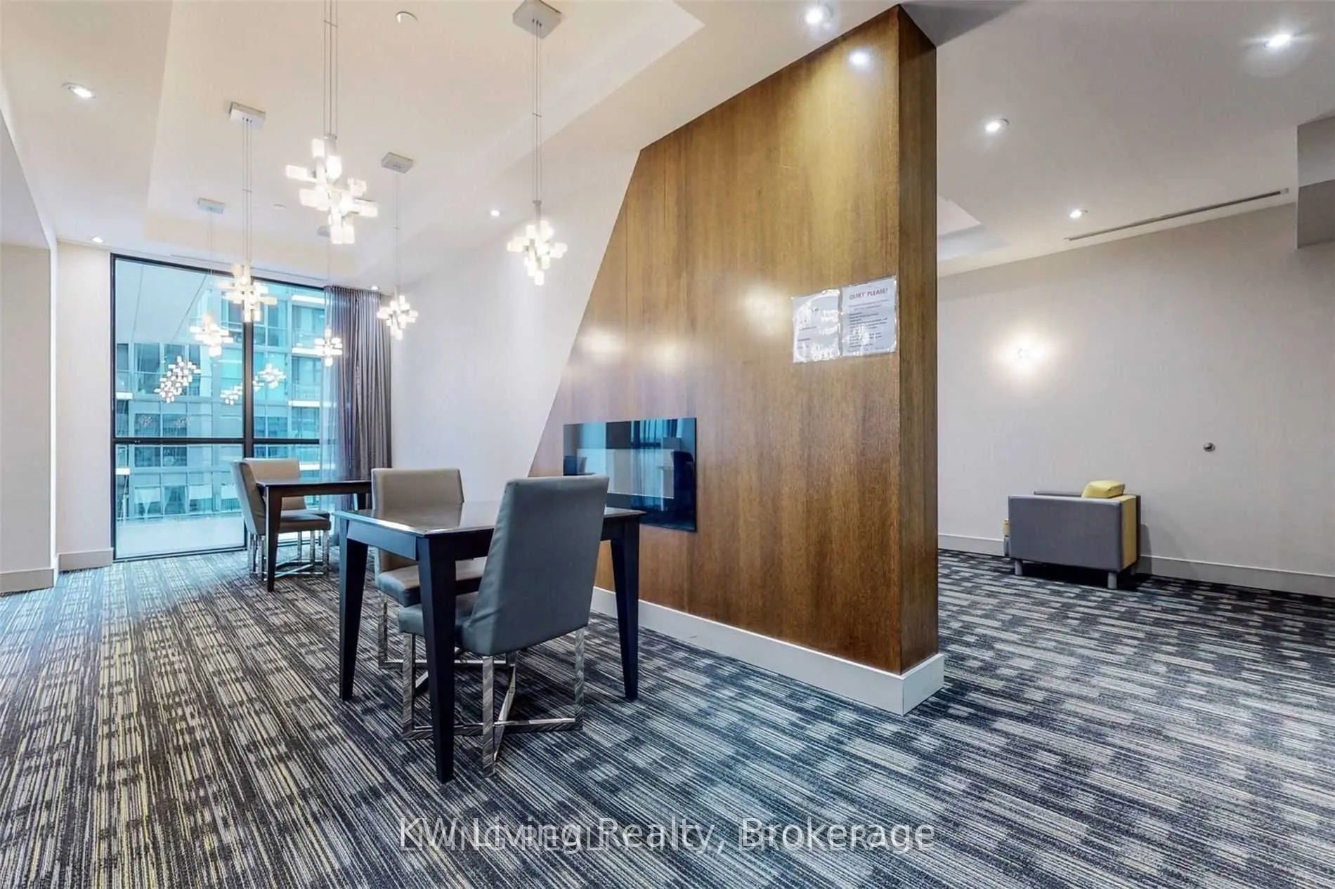 75 Eglinton Avenue W #1807