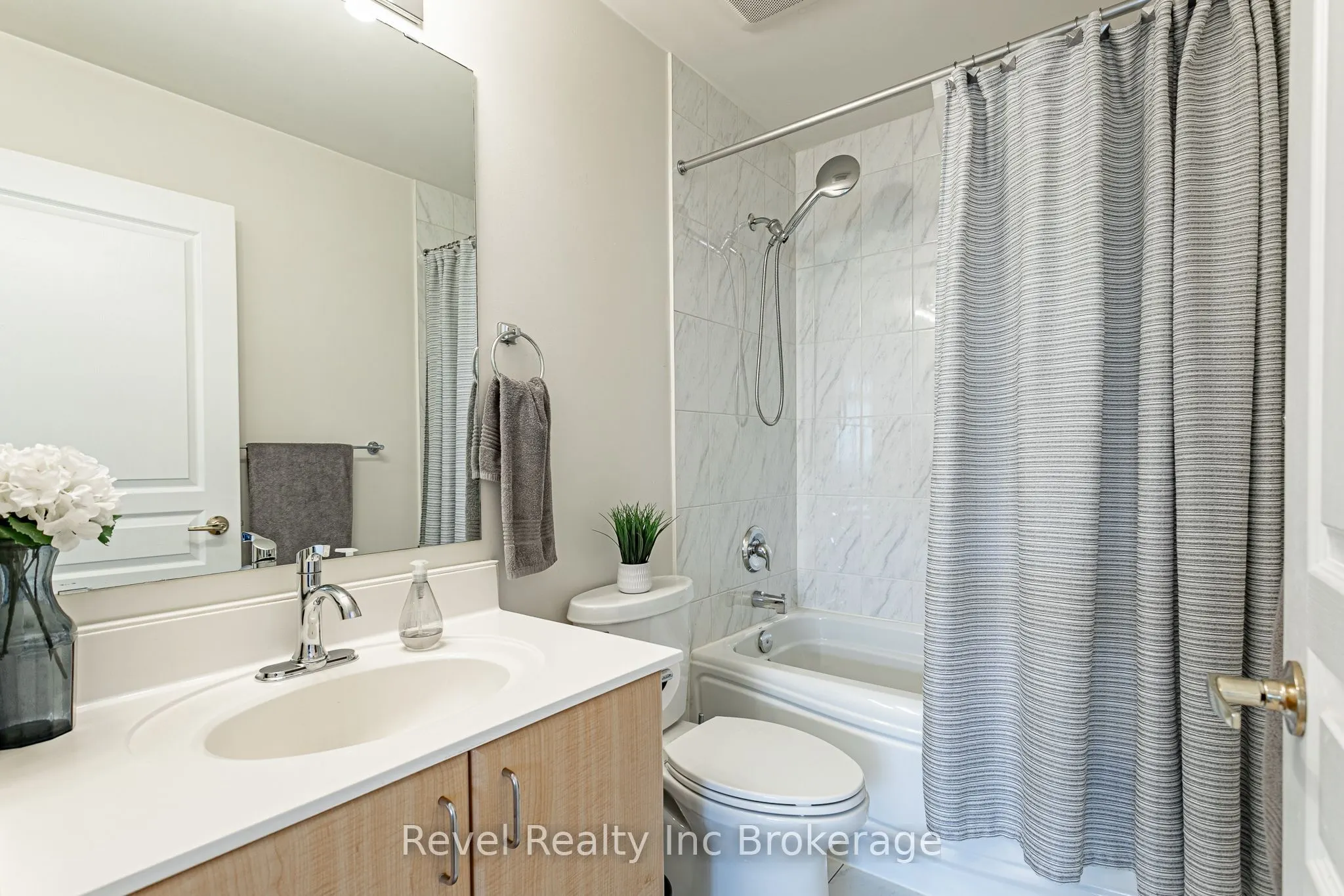 80 Port Street E #515