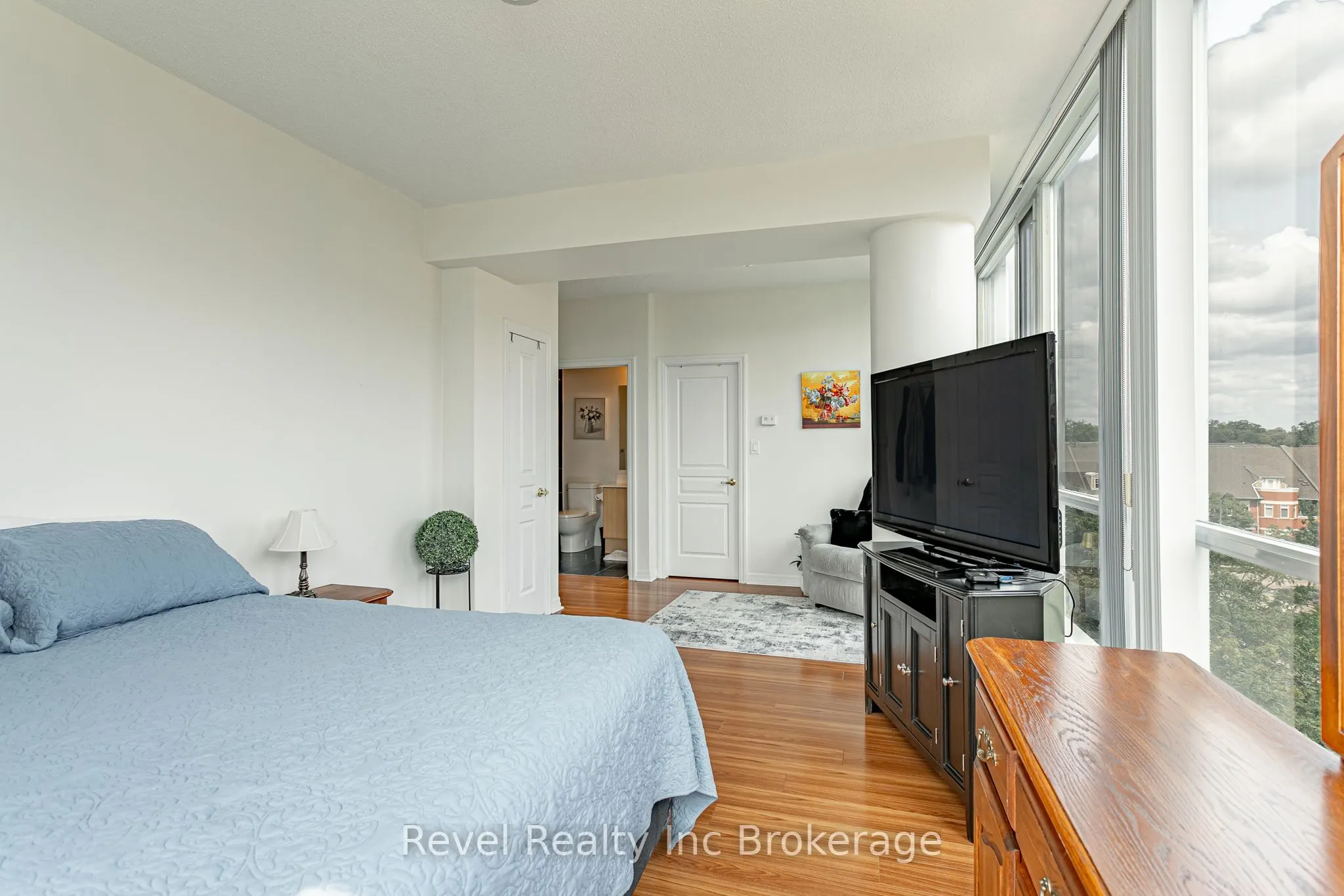80 Port Street E #515