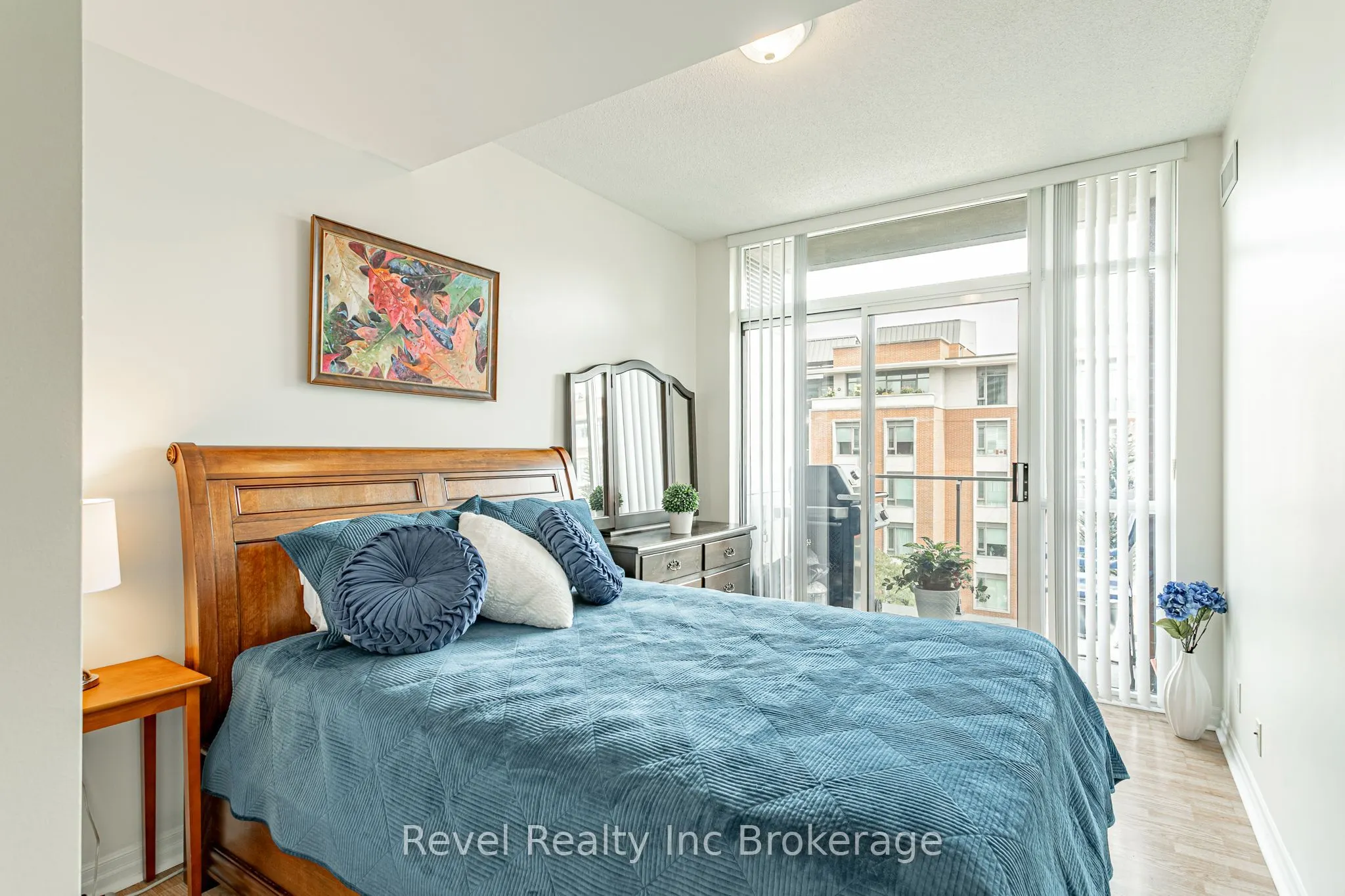 80 Port Street E #515