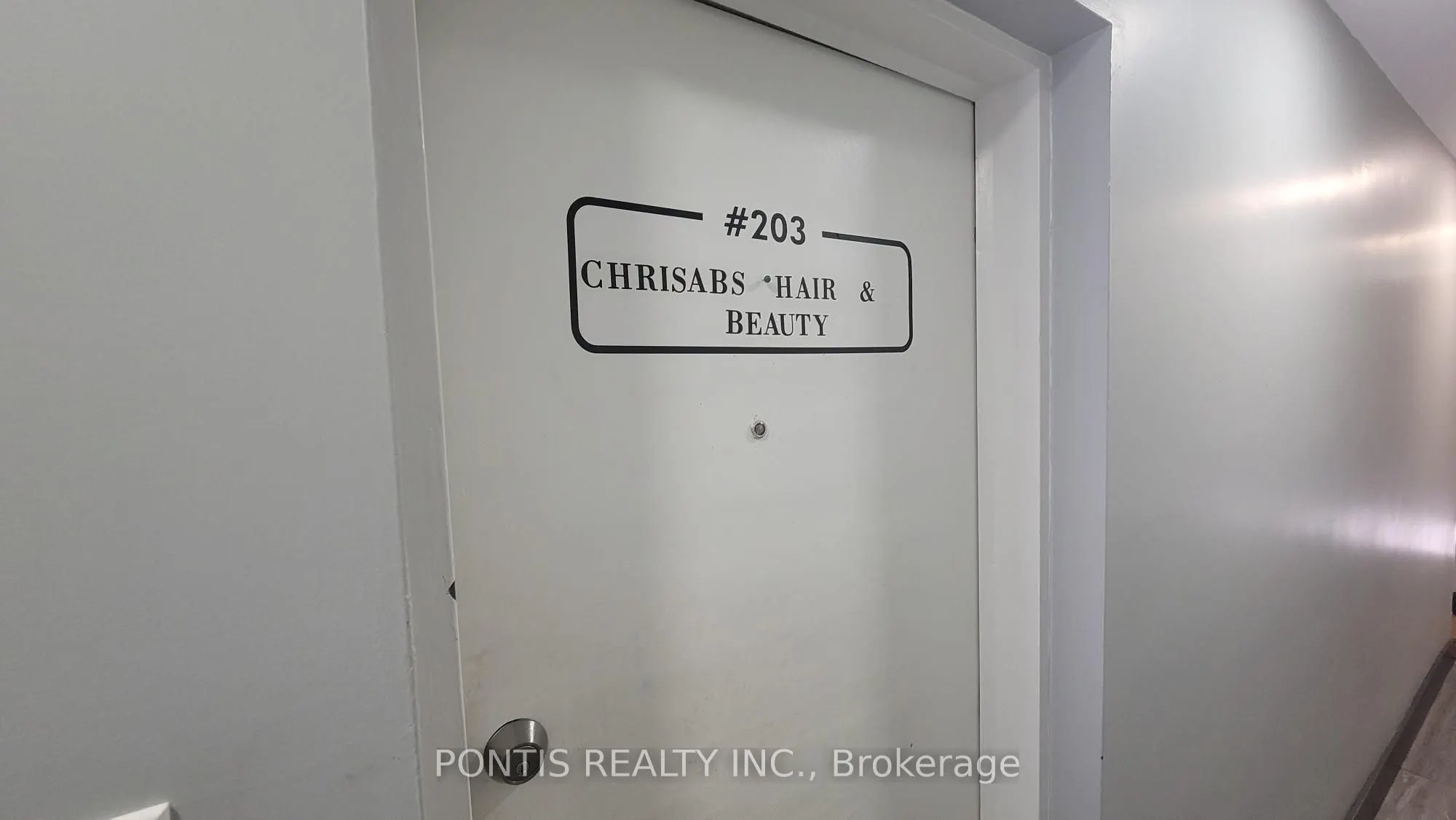 1728 LAKESHORE Road W #203