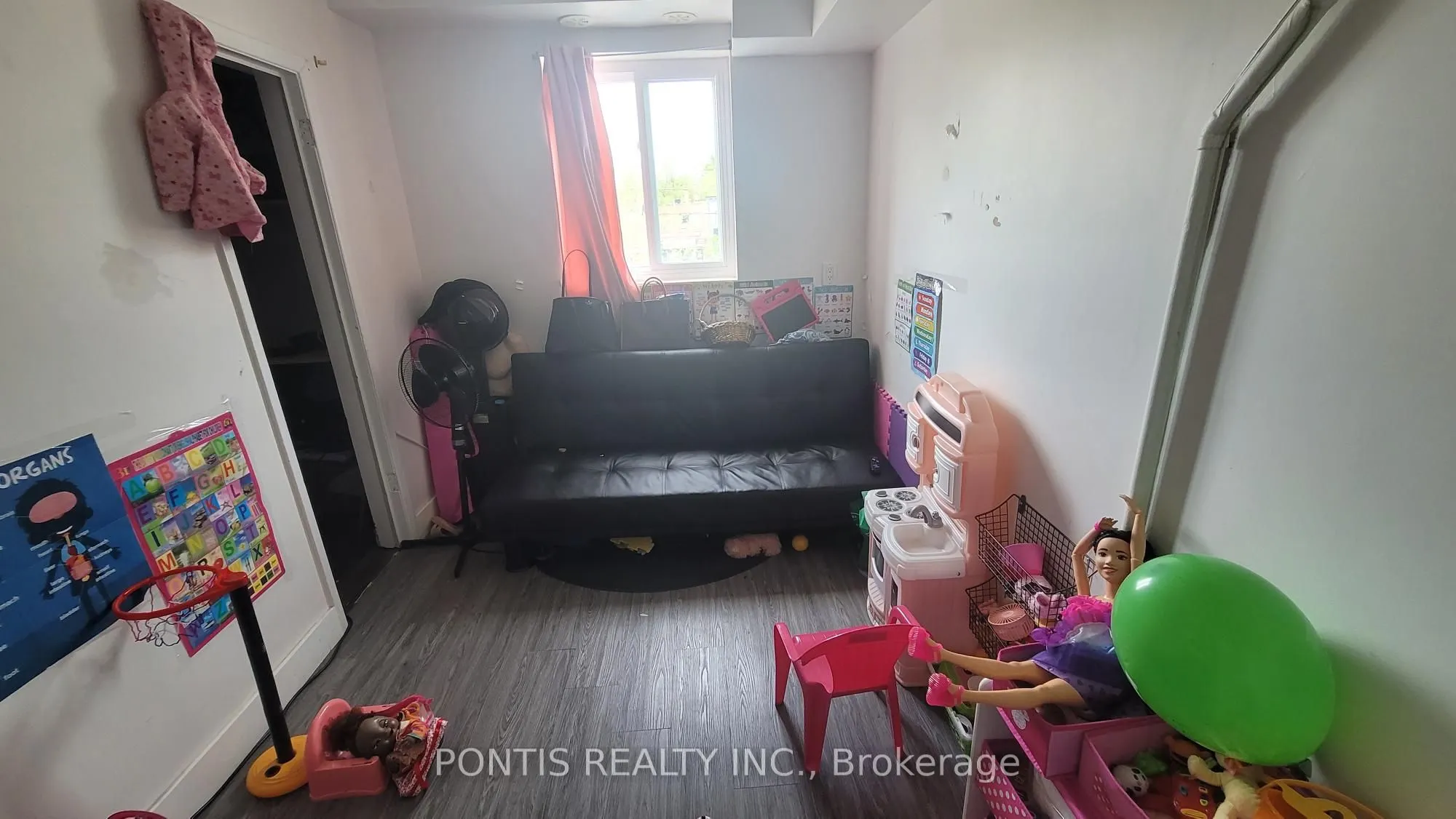 1728 LAKESHORE Road W #203
