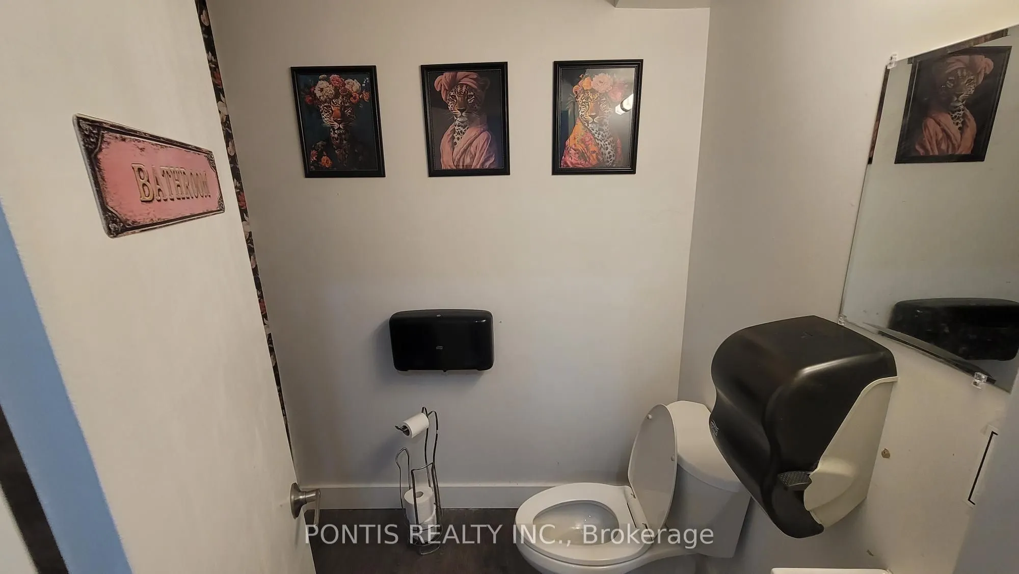 1728 LAKESHORE Road W #203