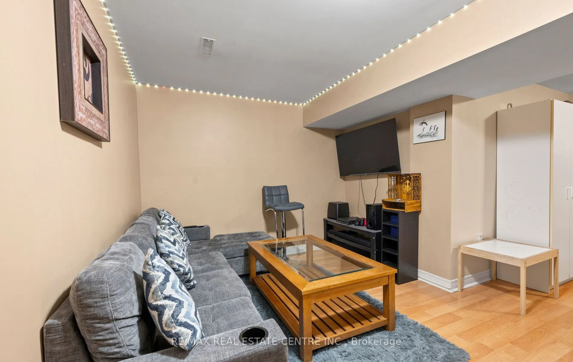 4 Ecclestone Drive