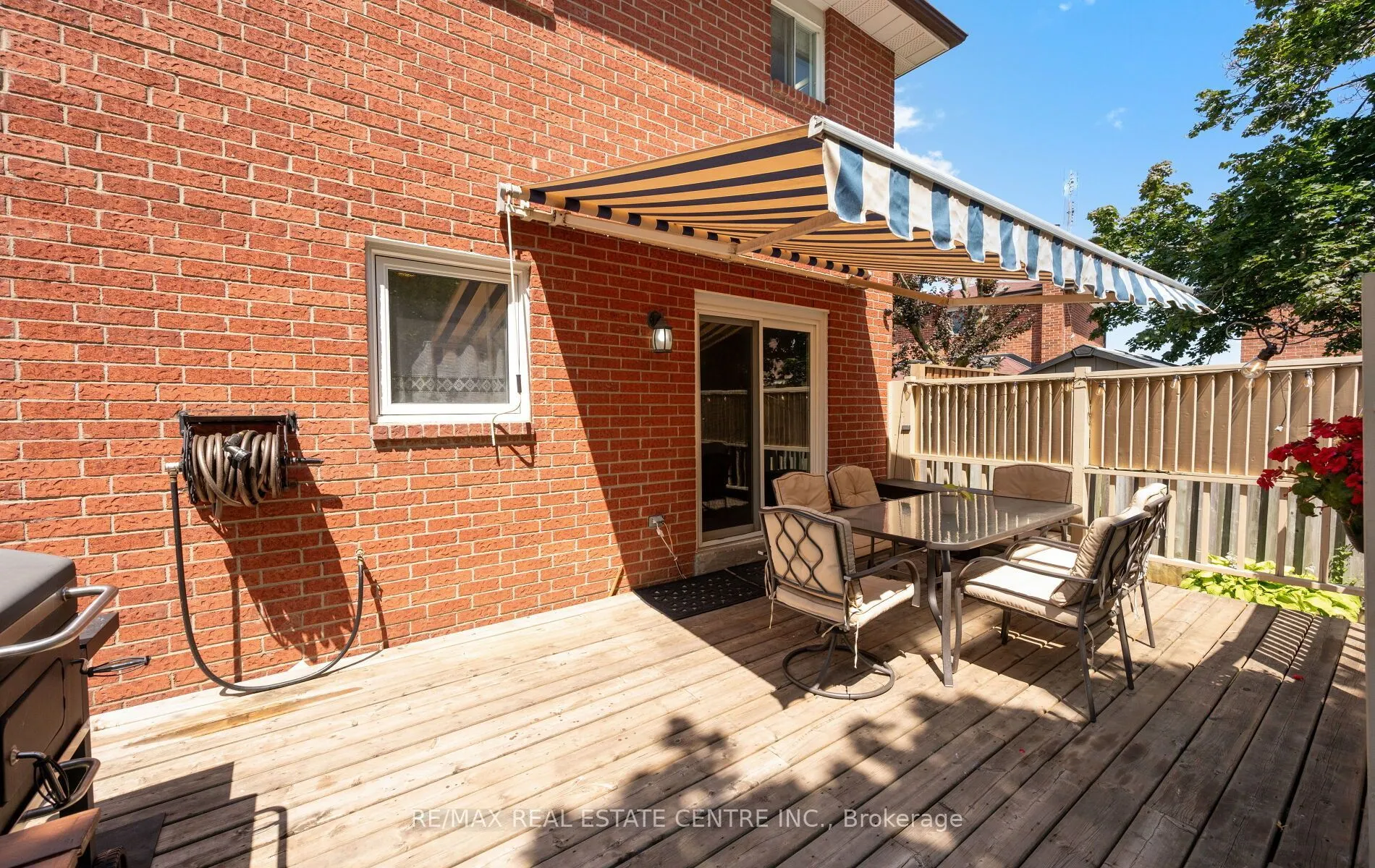4 Ecclestone Drive