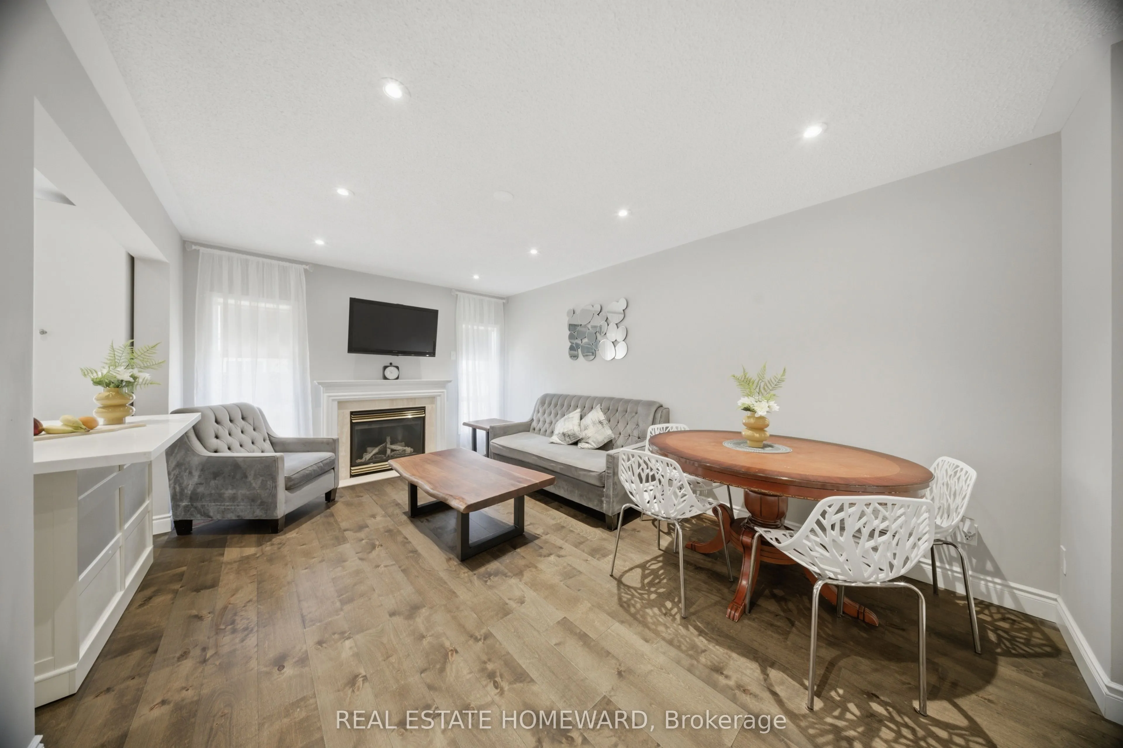 5942 Delle Donne Drive