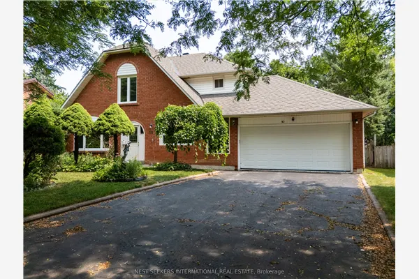 10 Lennox Court