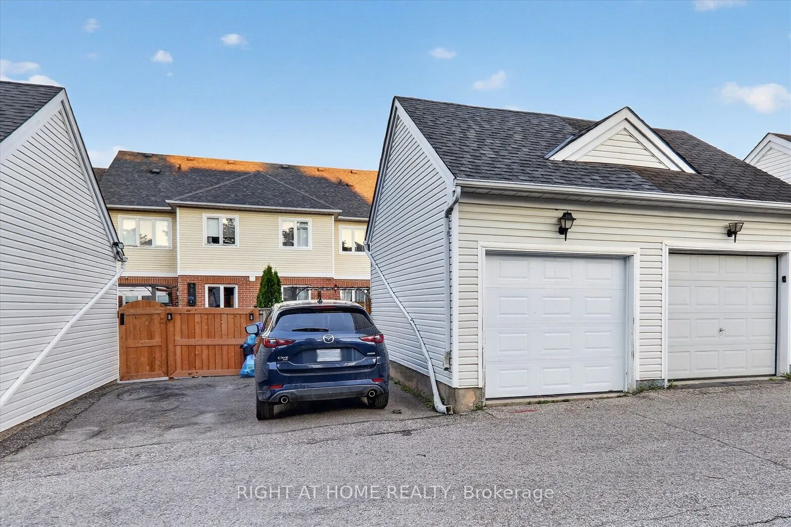 305 Alder Street
