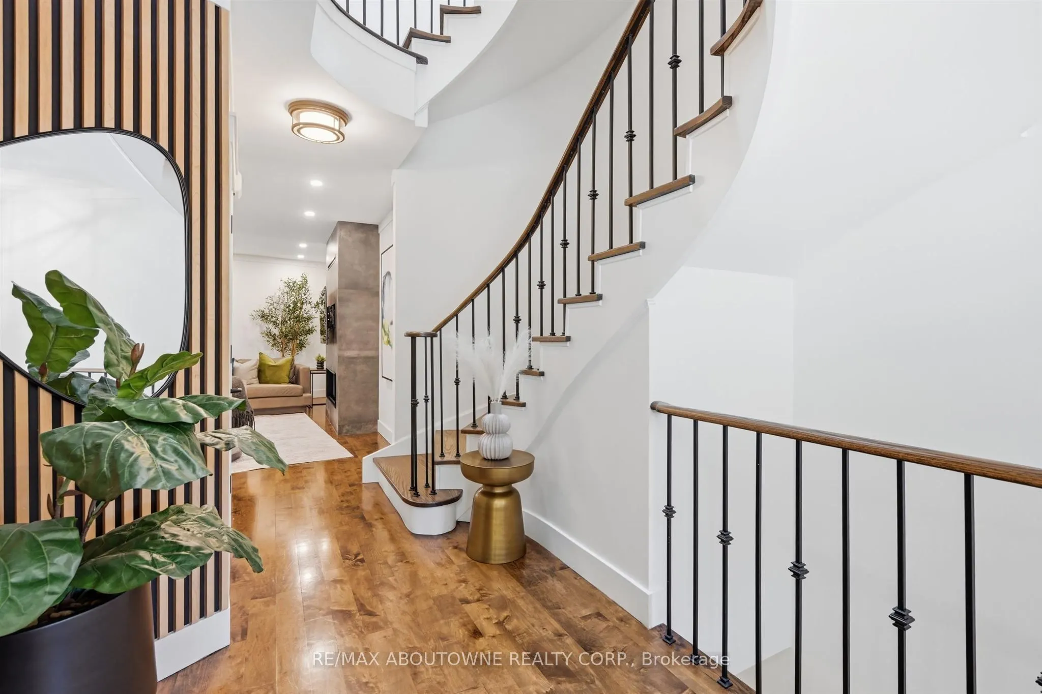 25 Southwind Terrace