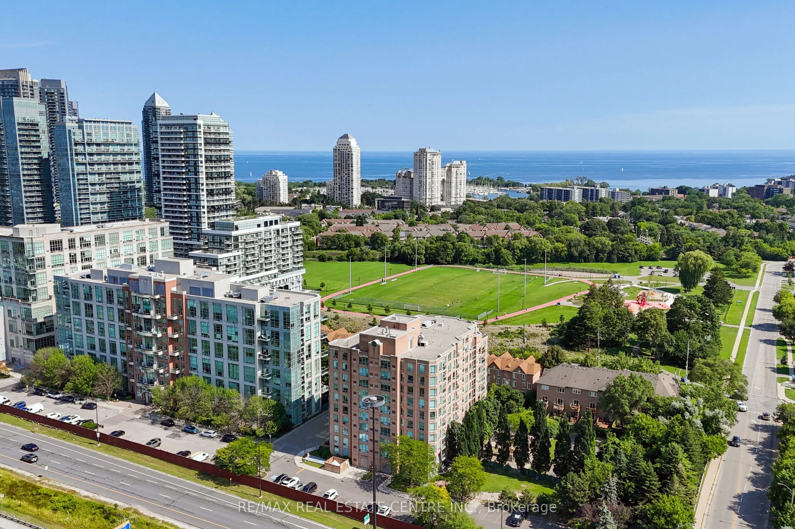 190 Manitoba Street #706