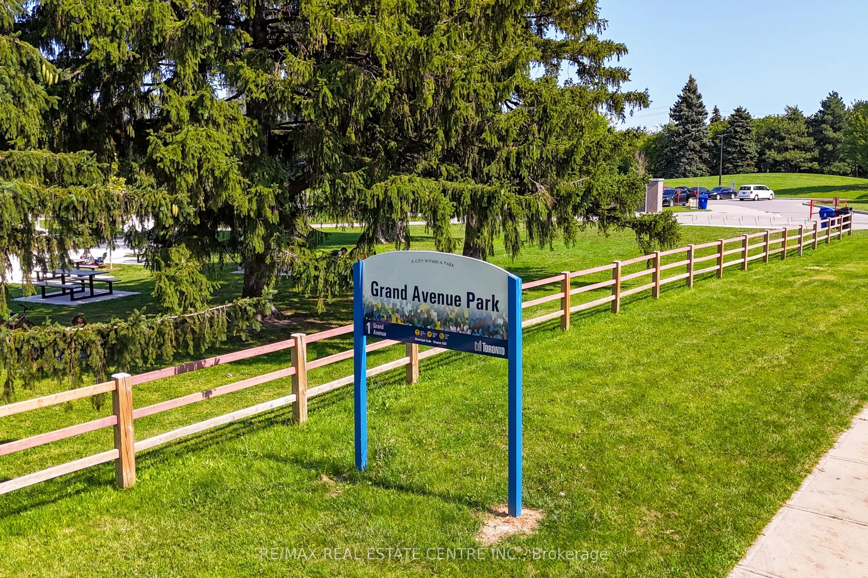 190 Manitoba Street #706