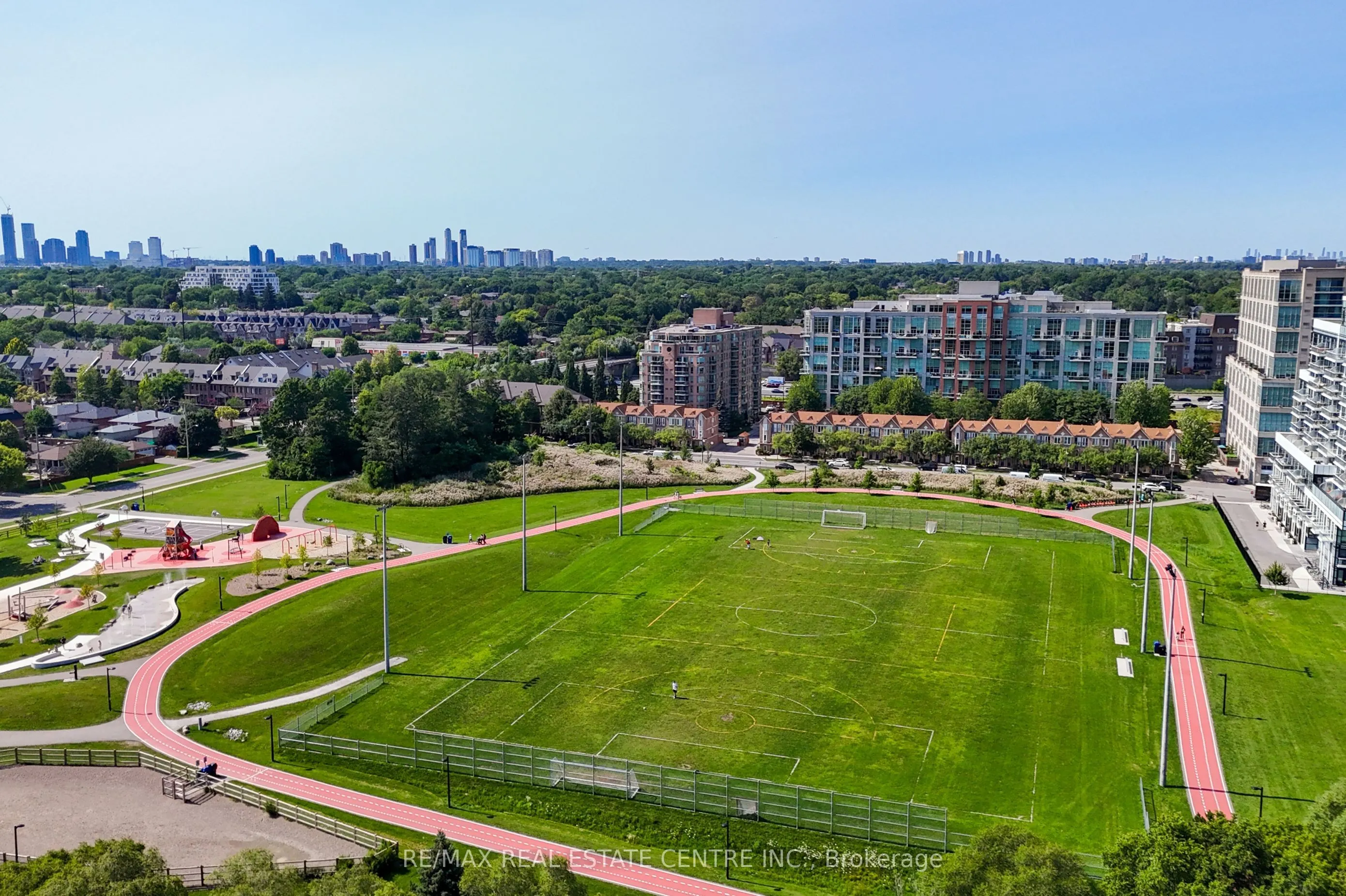 190 Manitoba Street #706