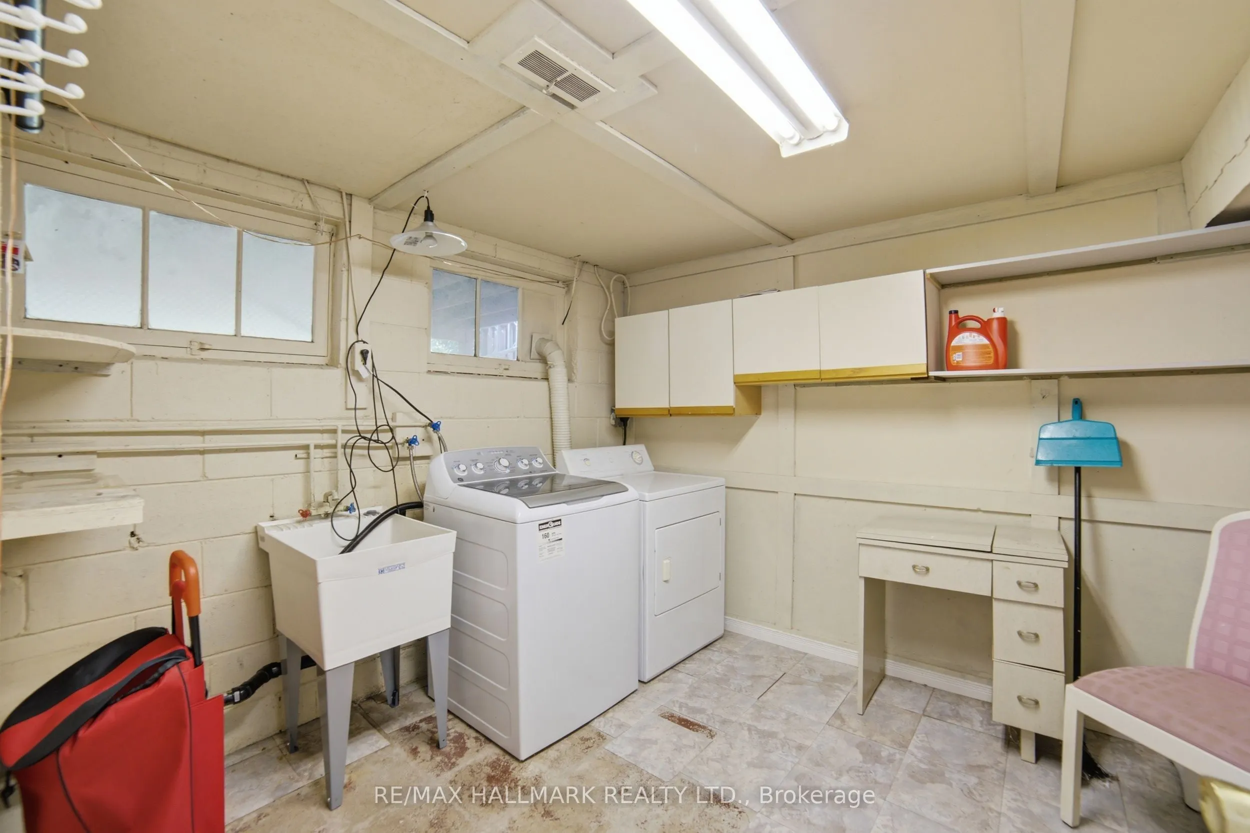1392 Rebecca Street
