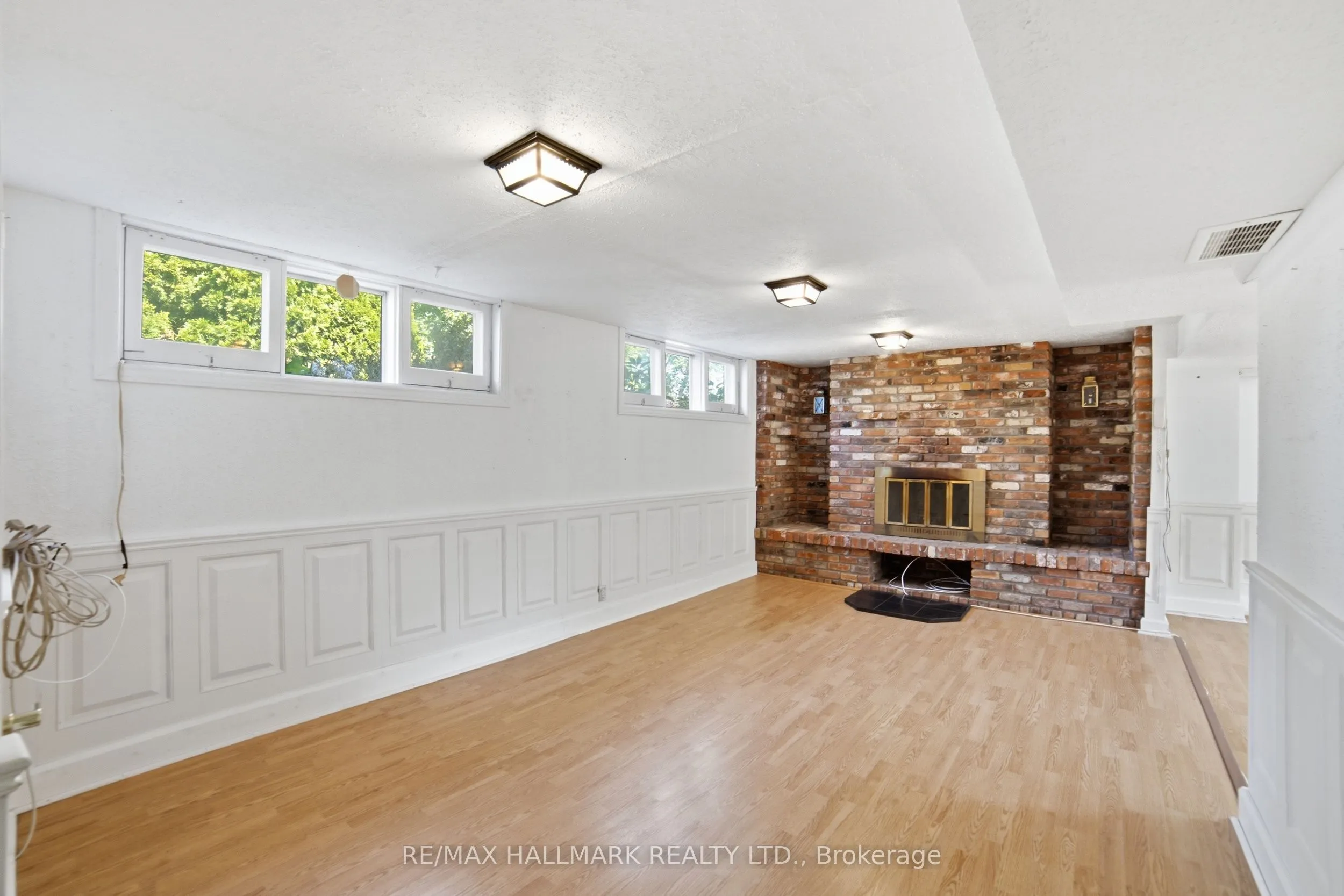 1392 Rebecca Street