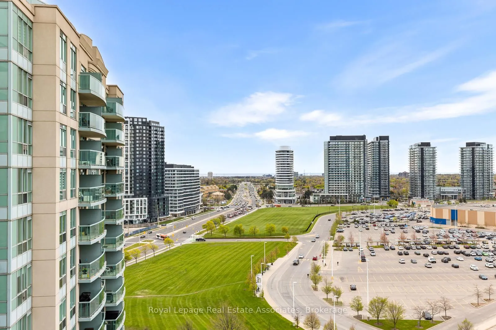 2565 Erin Centre Boulevard #PH7