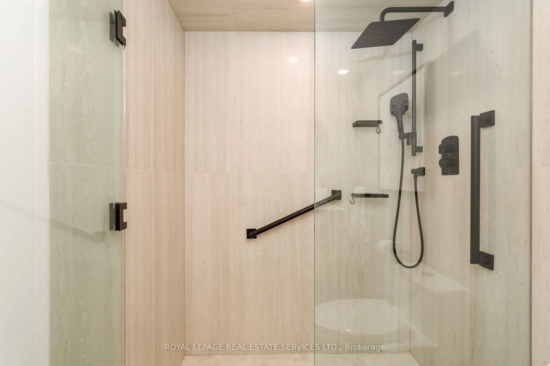 2180 Marine Drive #1401
