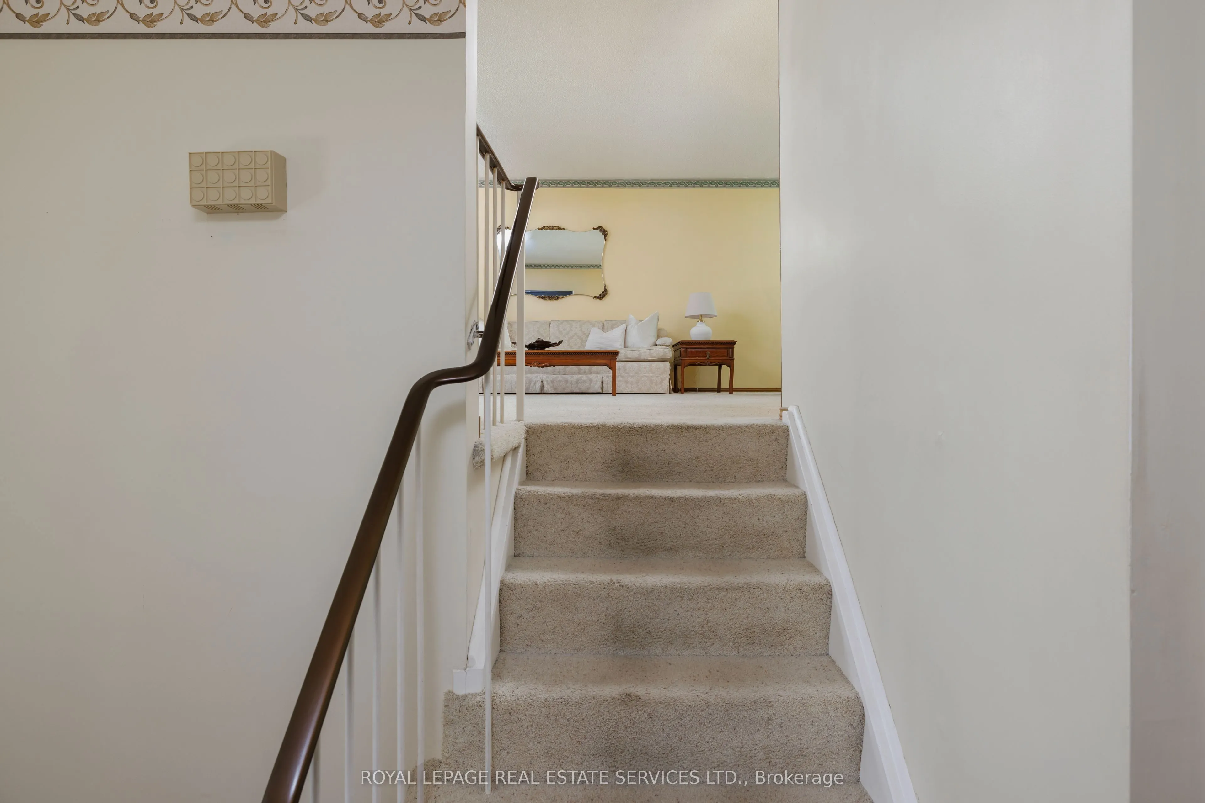 18 Osborne Crescent