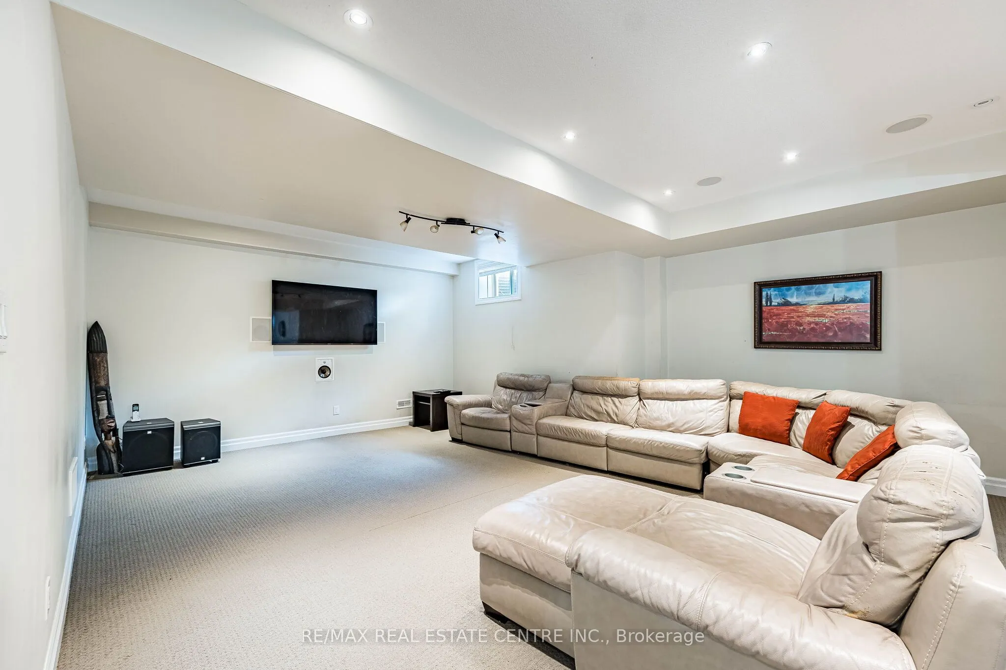 40 Cachet Court