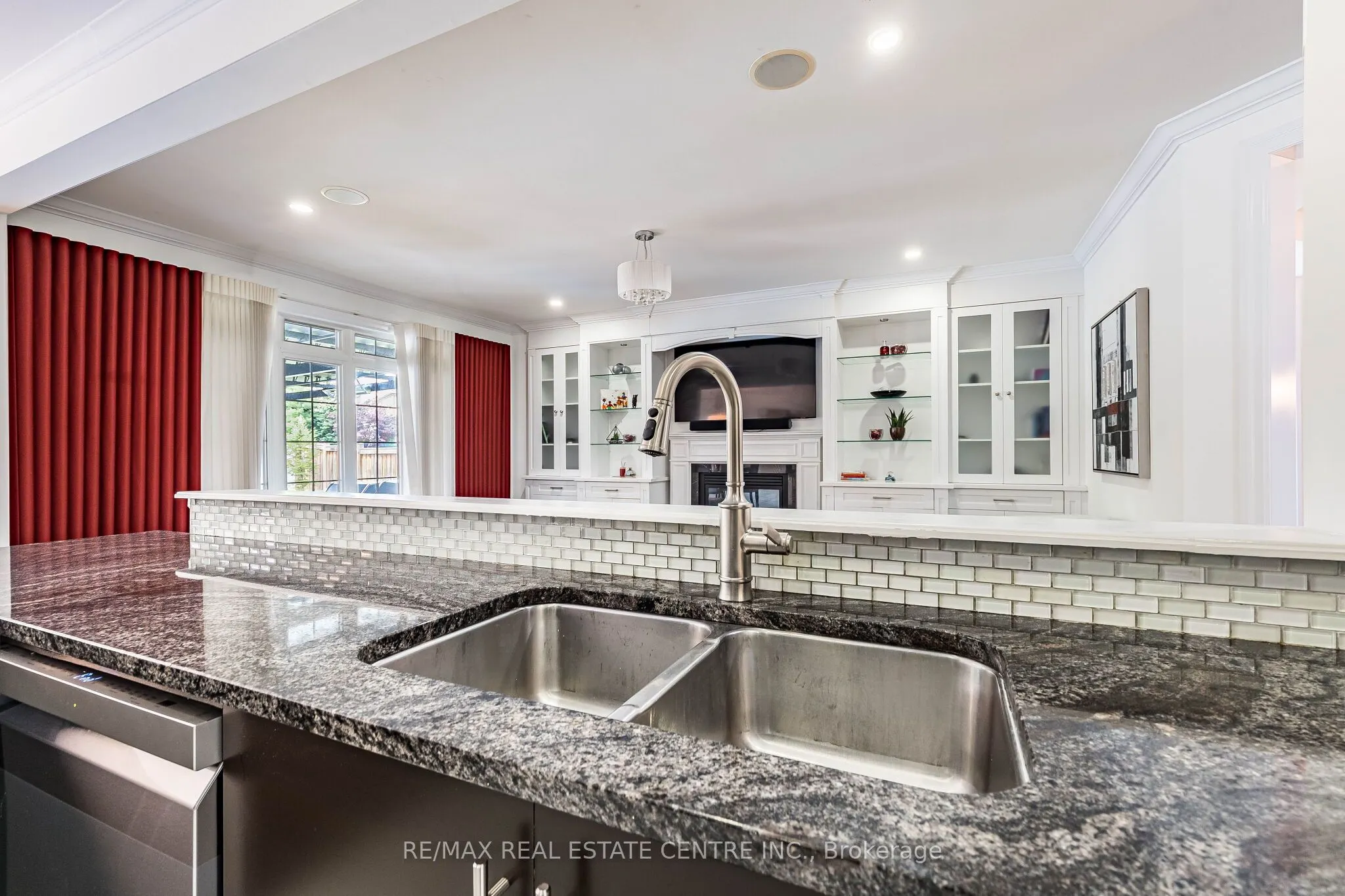 40 Cachet Court