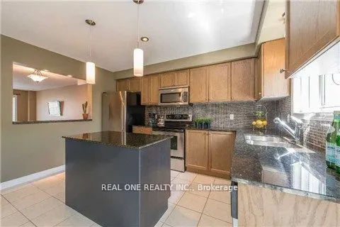 2280 Baronwood Drive #22