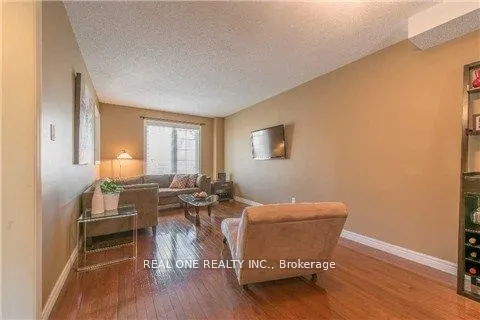 2280 Baronwood Drive #22