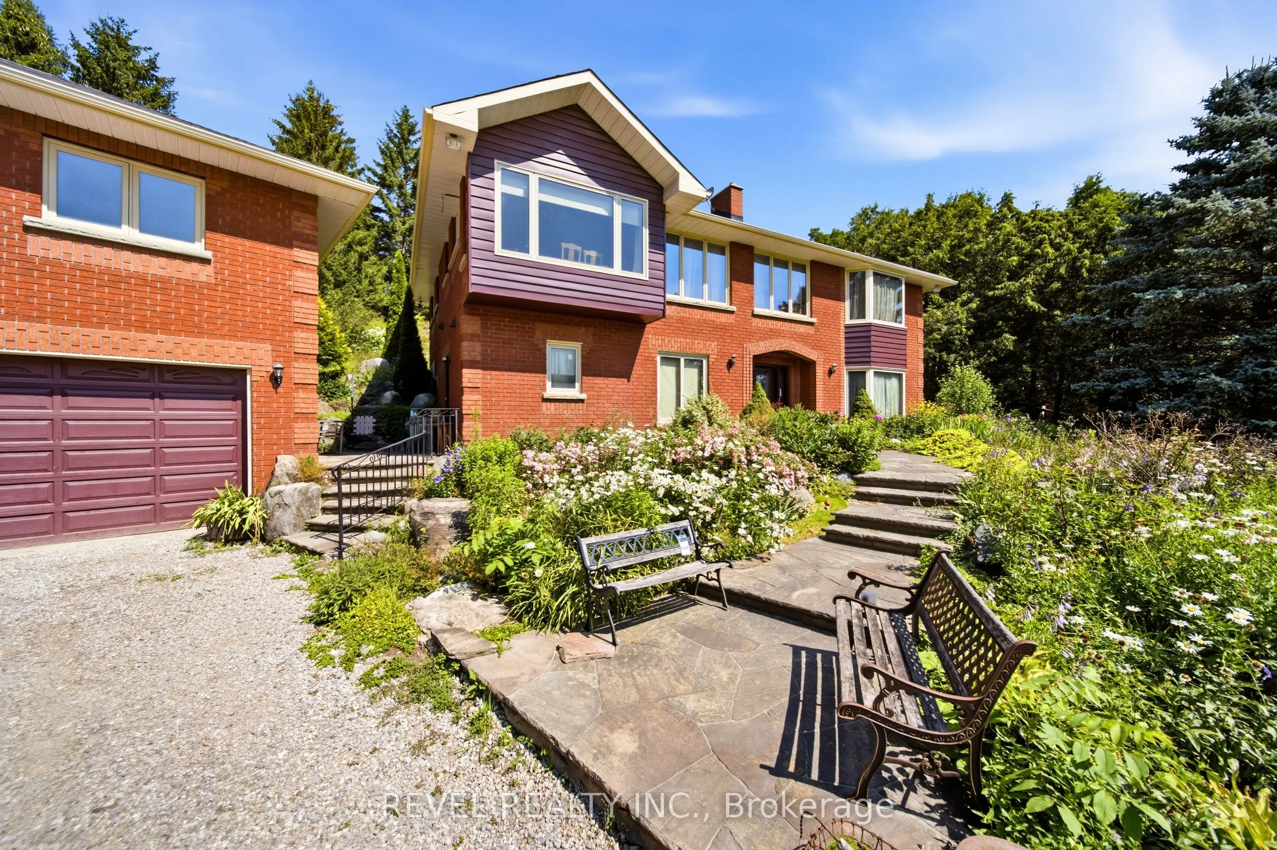 3156 Escarpment Side Road