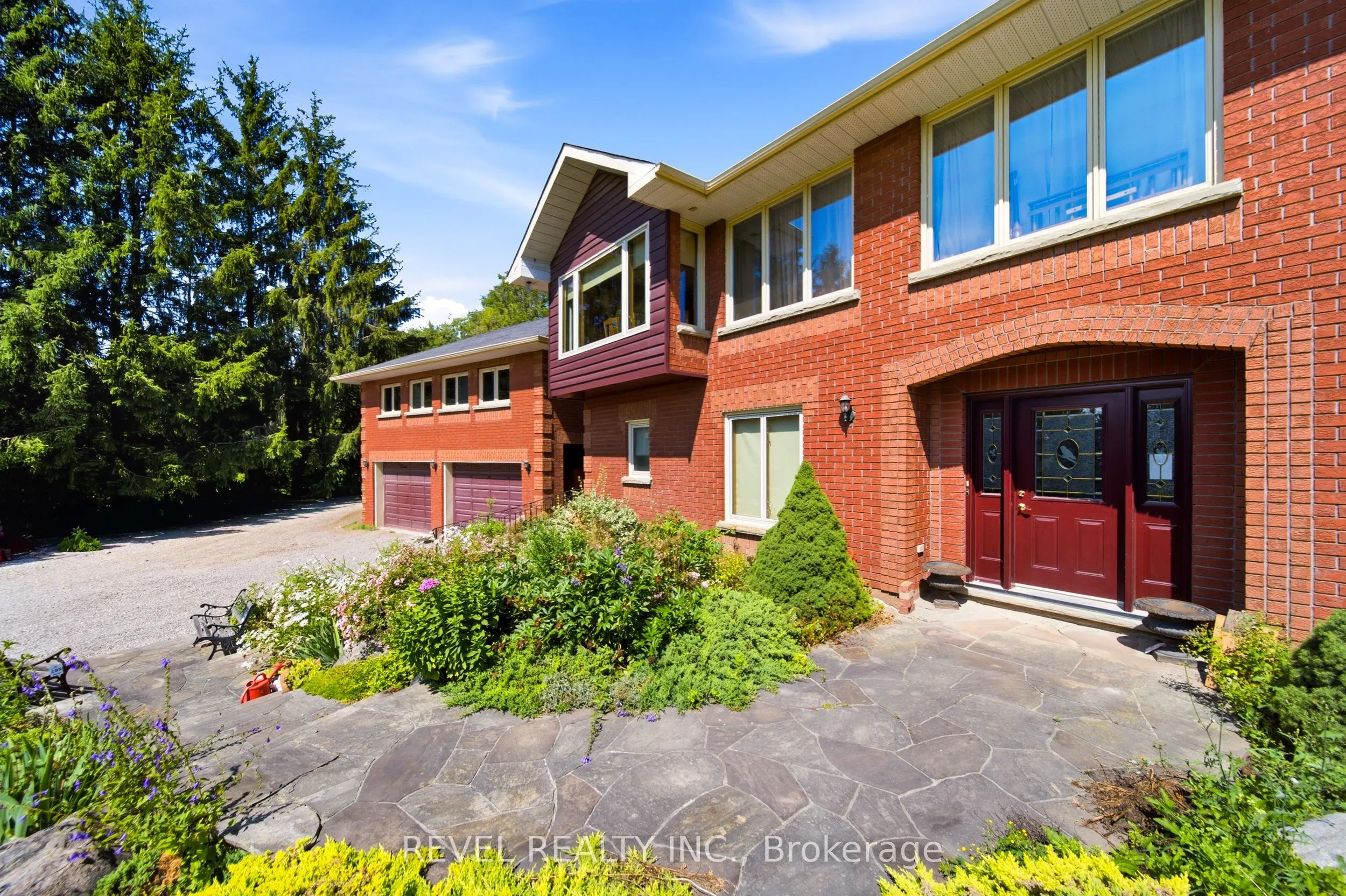 3156 Escarpment Side Road