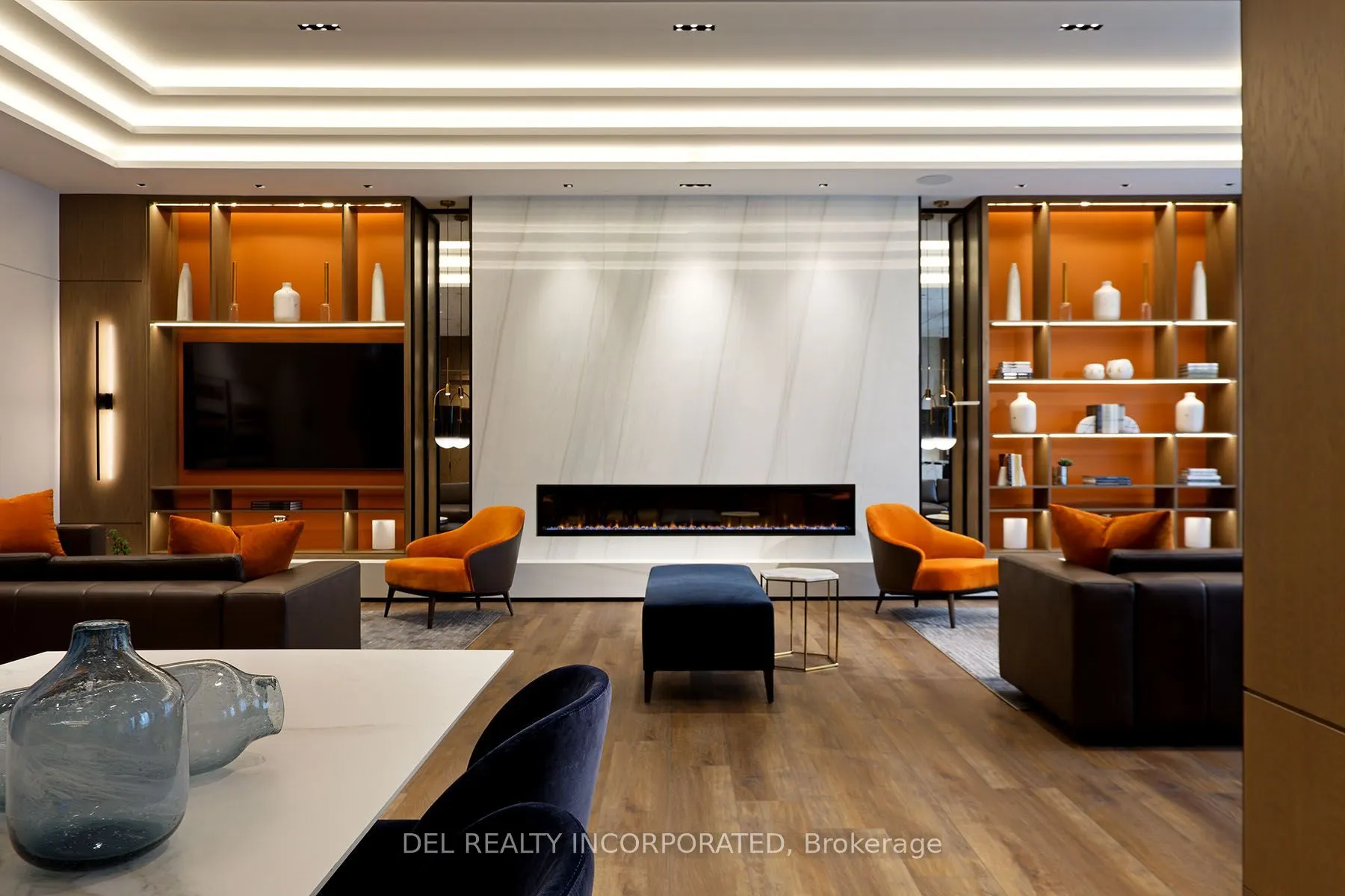 10 Eva Road #1708