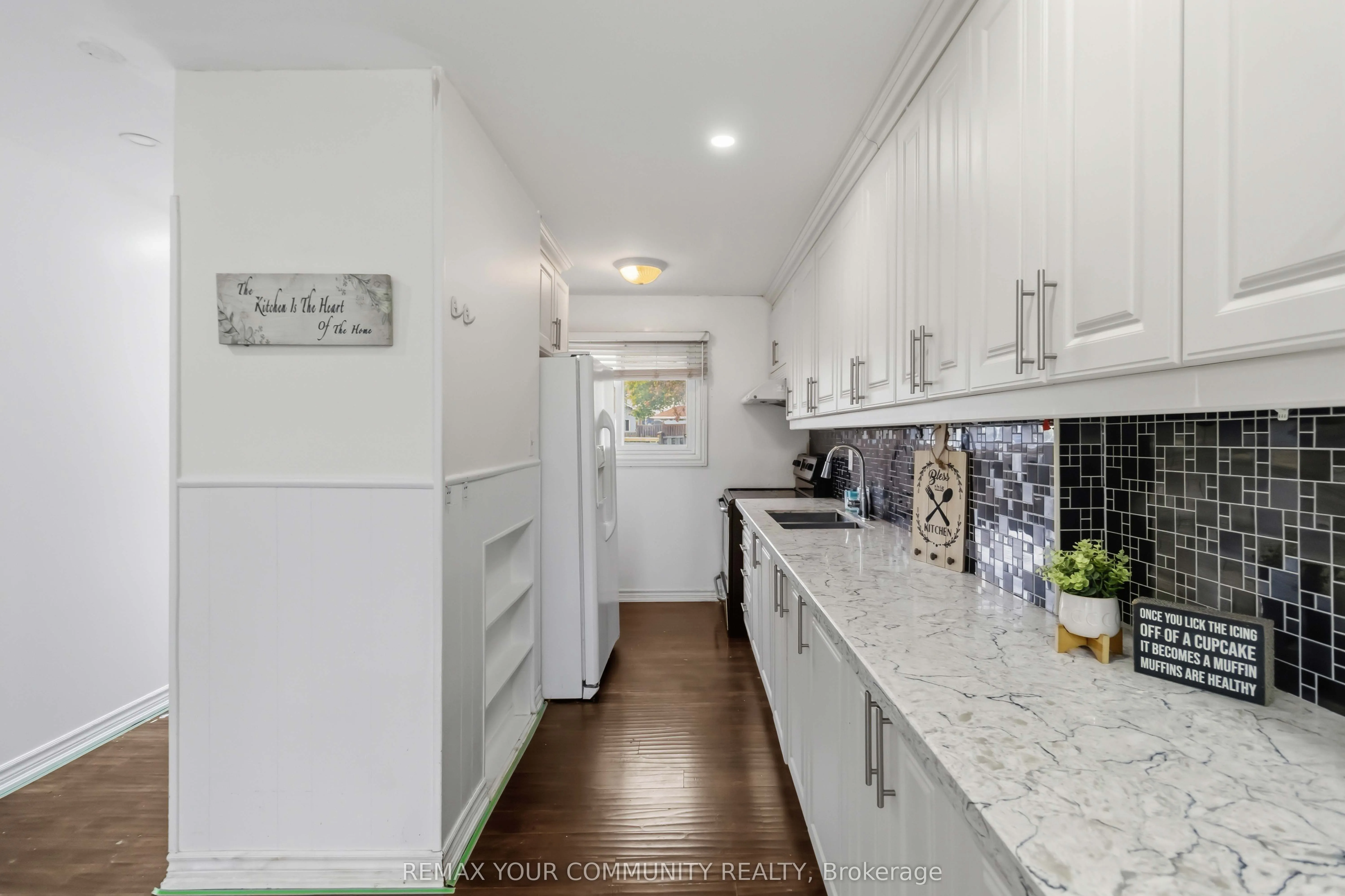 11 Grantbrook Court