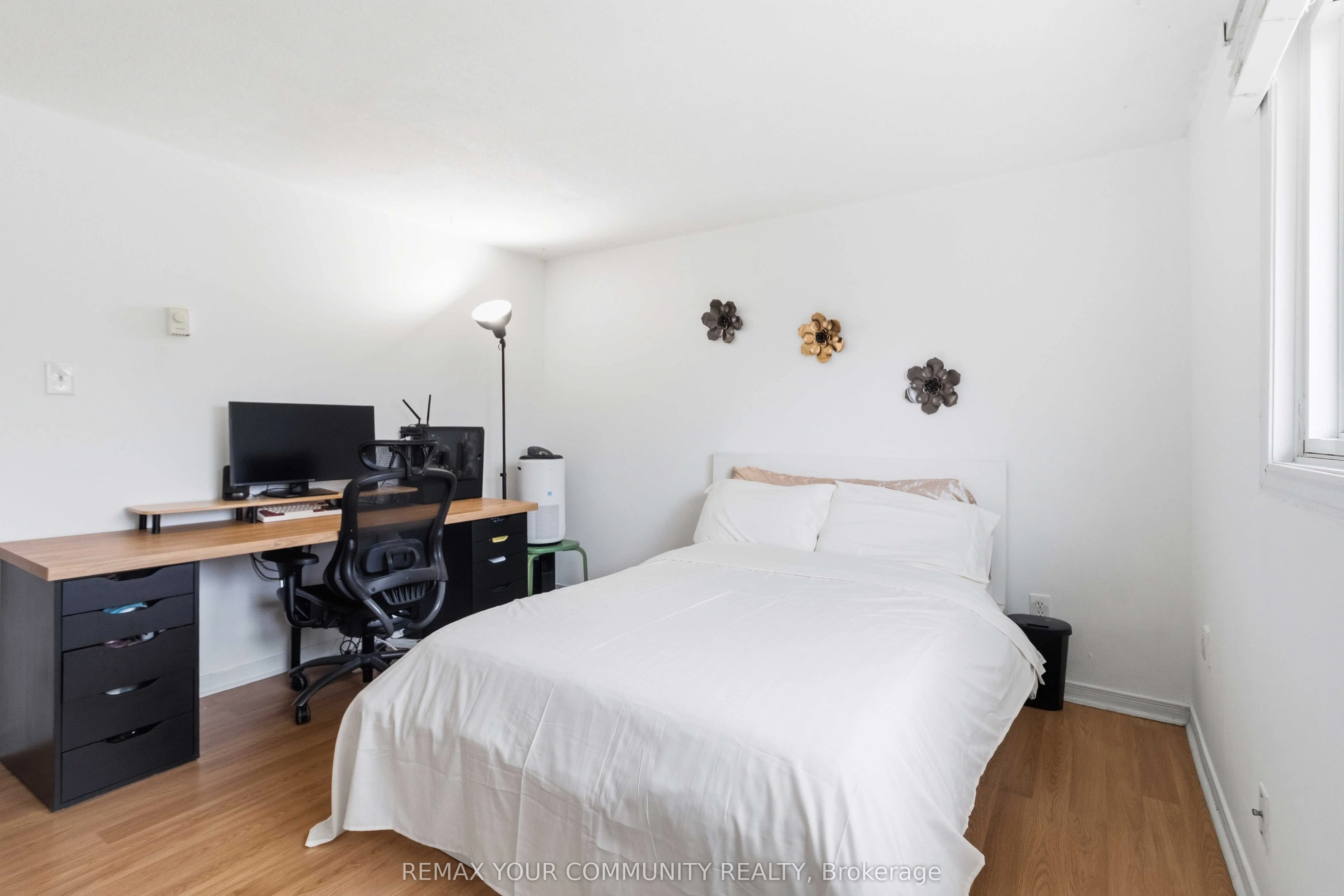 11 Grantbrook Court