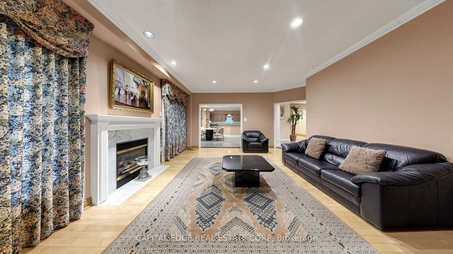 5298 Roanoke Court