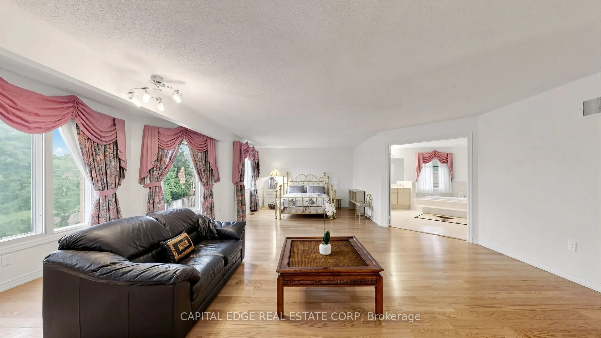 5298 Roanoke Court