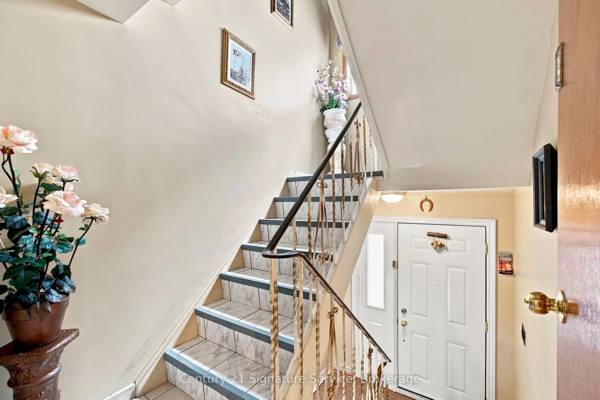524 Silverthorn Avenue