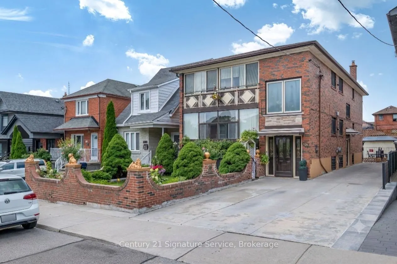 524 Silverthorn Avenue
