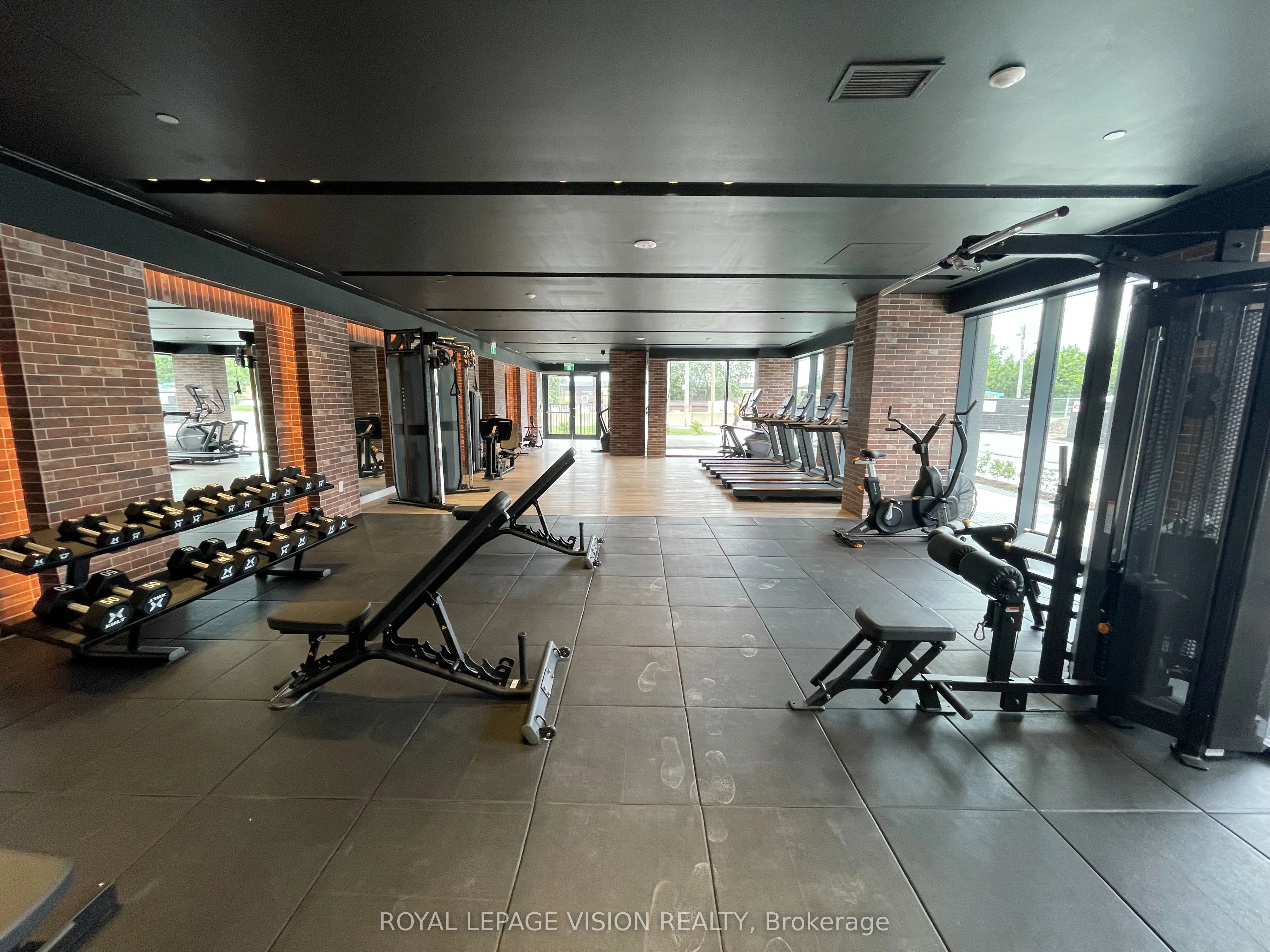 4010 Eglinton Avenue W #911