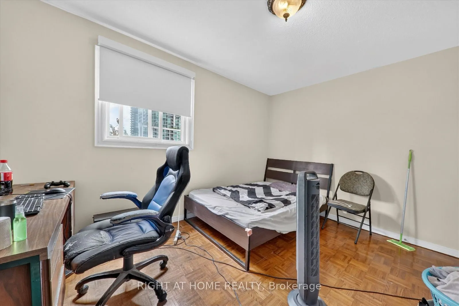 531 Wallenberg Crescent
