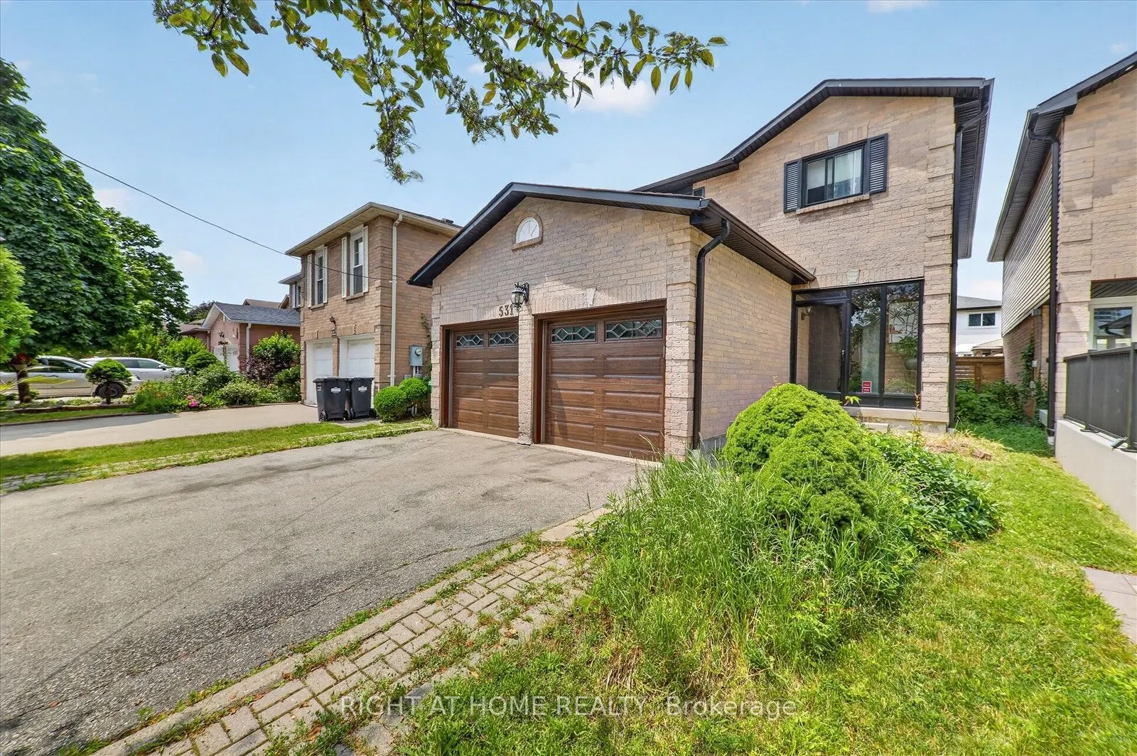 531 Wallenberg Crescent