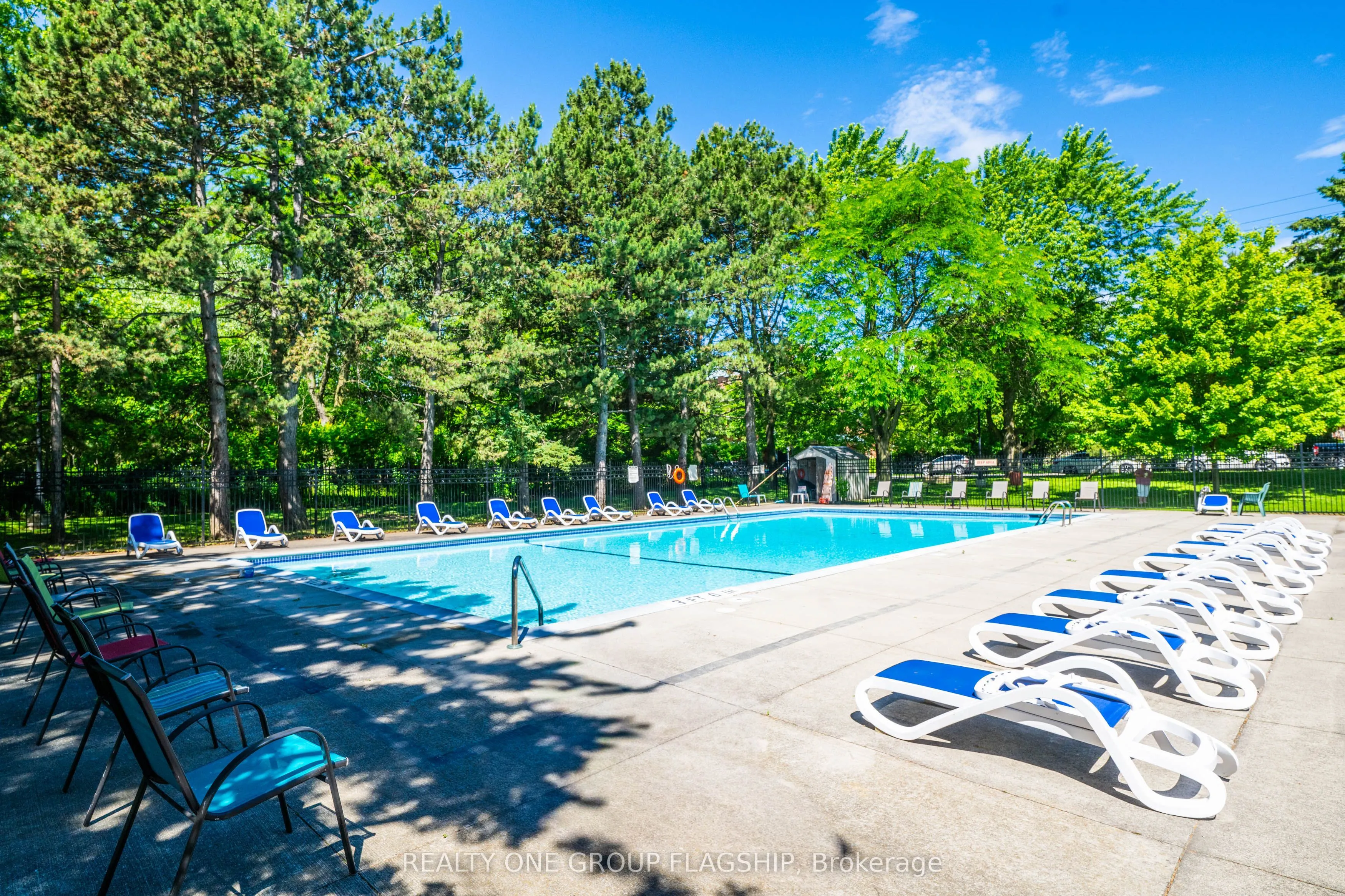 61 Richview Road #1401