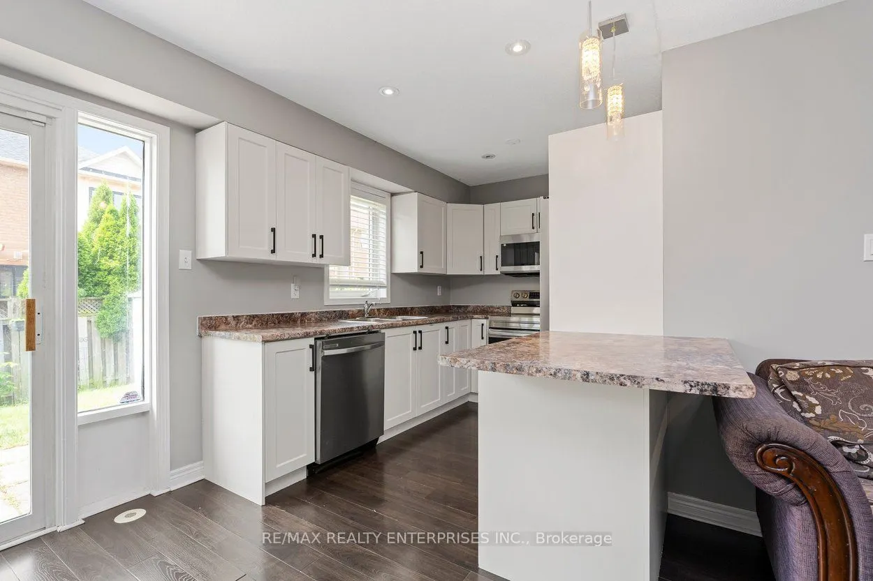 2248 Seton Crescent