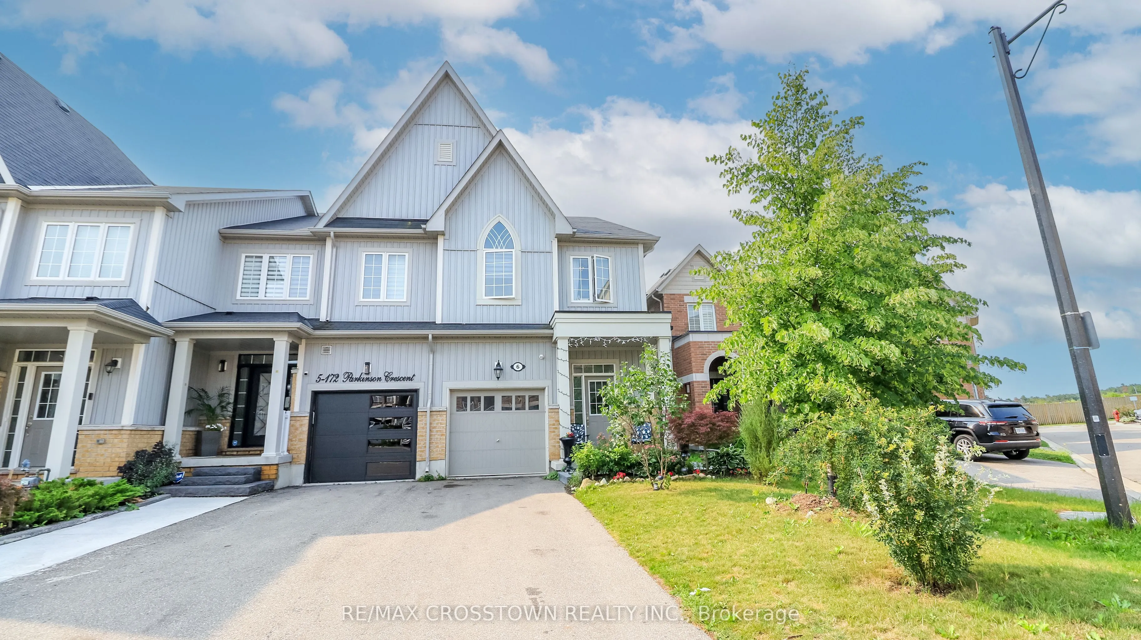172 Parkinson Crescent #6