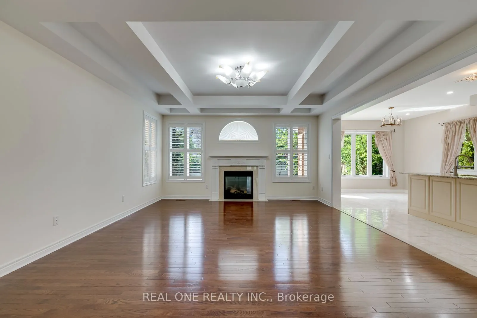 1387 Ferncrest Road