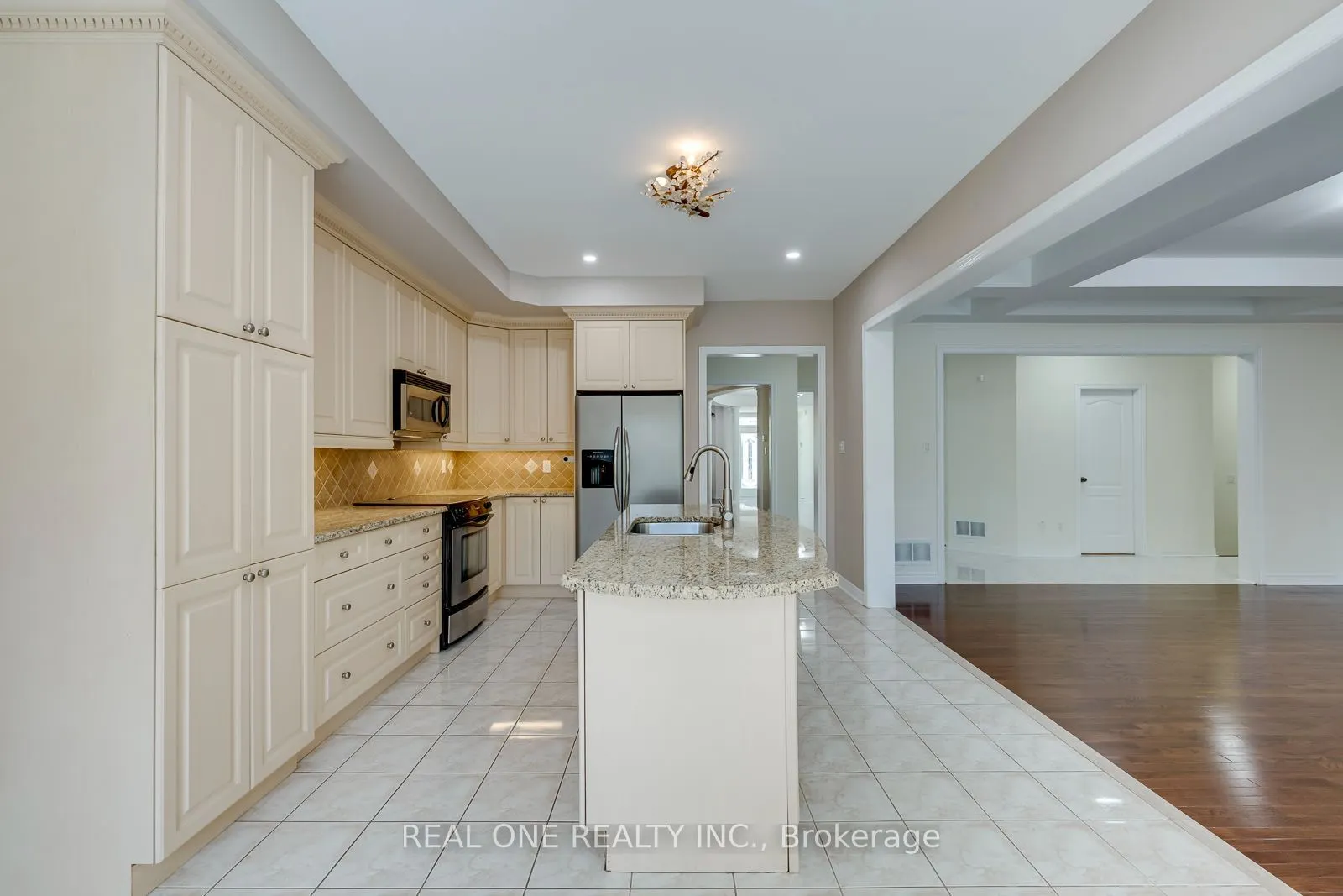 1387 Ferncrest Road