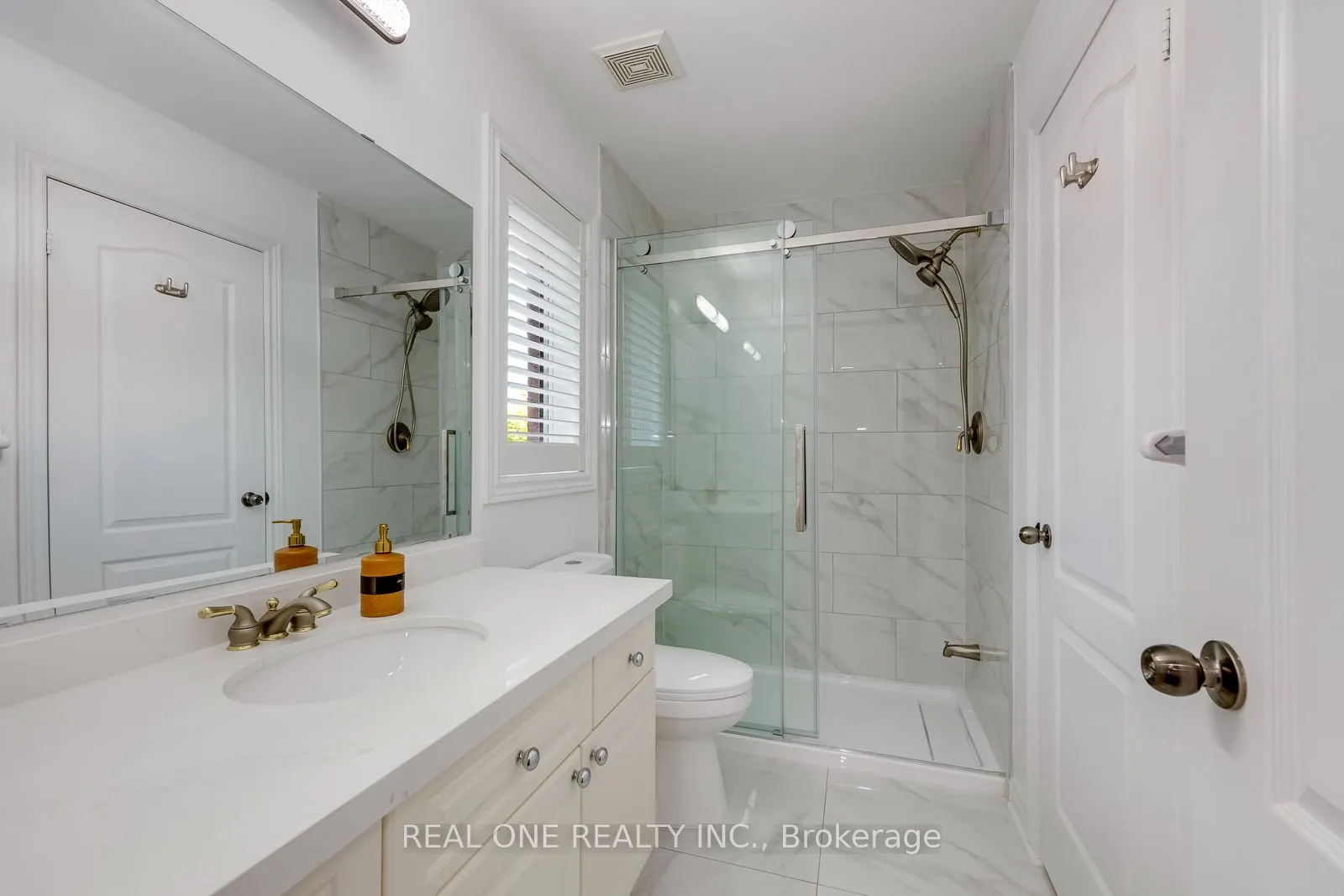 1387 Ferncrest Road