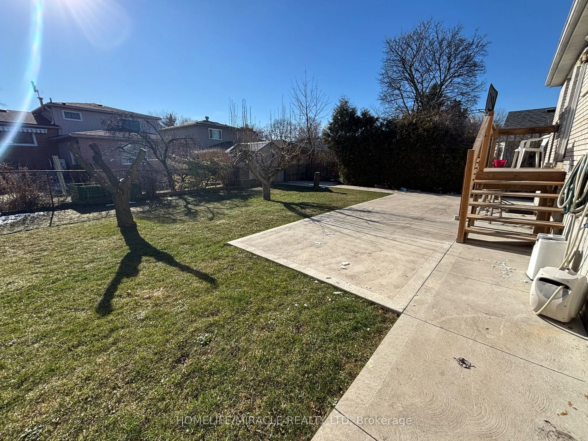 219 Mcmurchy Avenue #Main