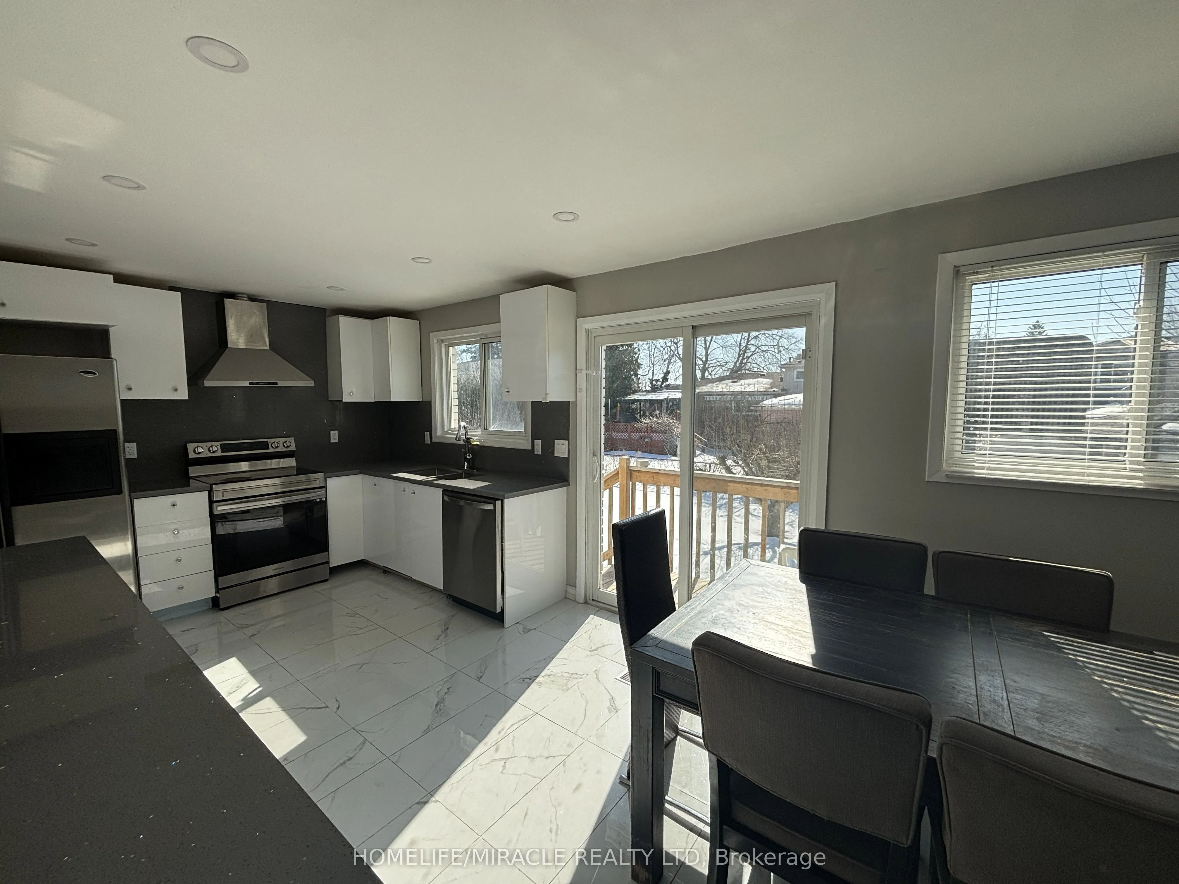 219 Mcmurchy Avenue #Main