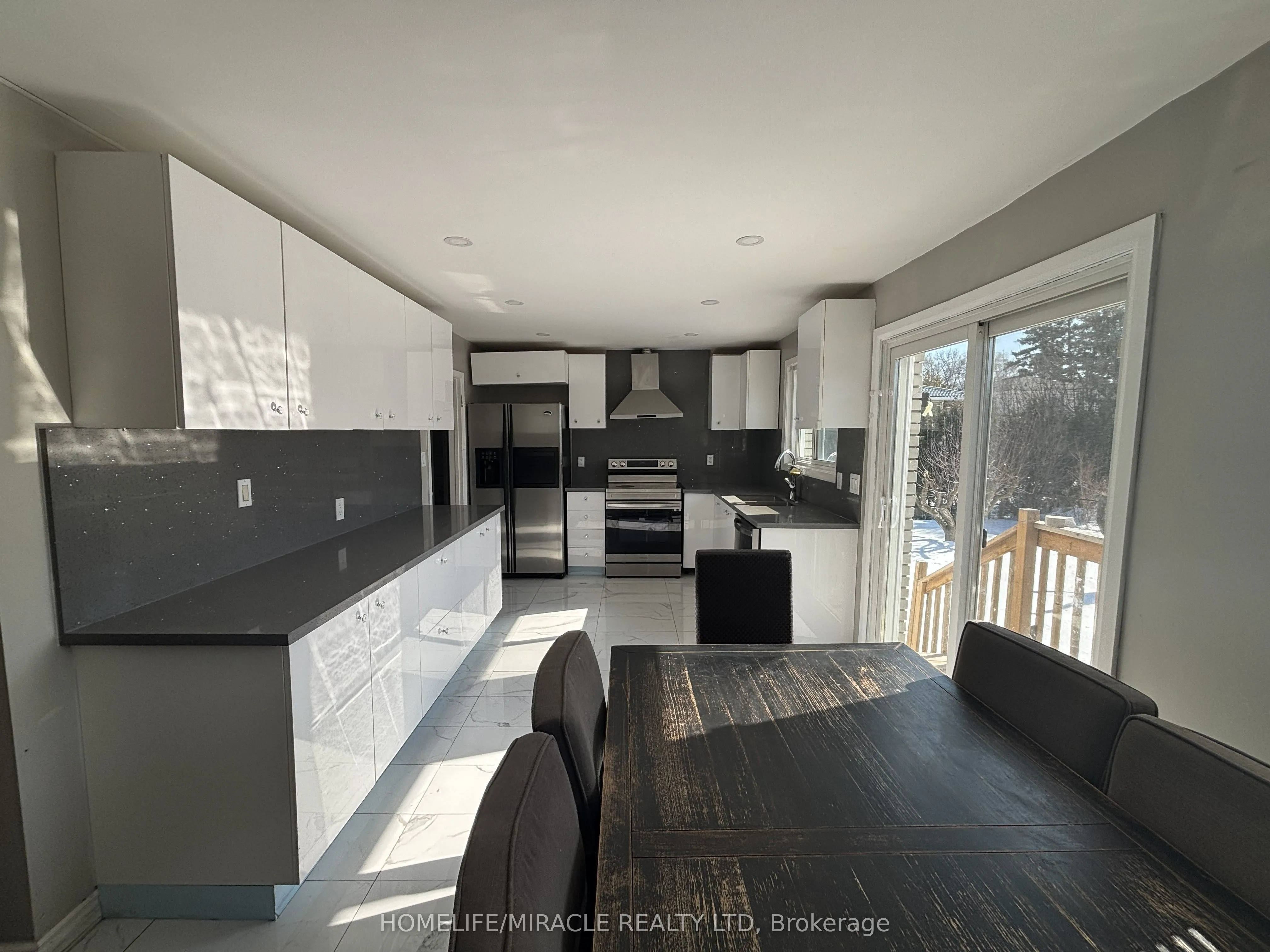 219 Mcmurchy Avenue #Main