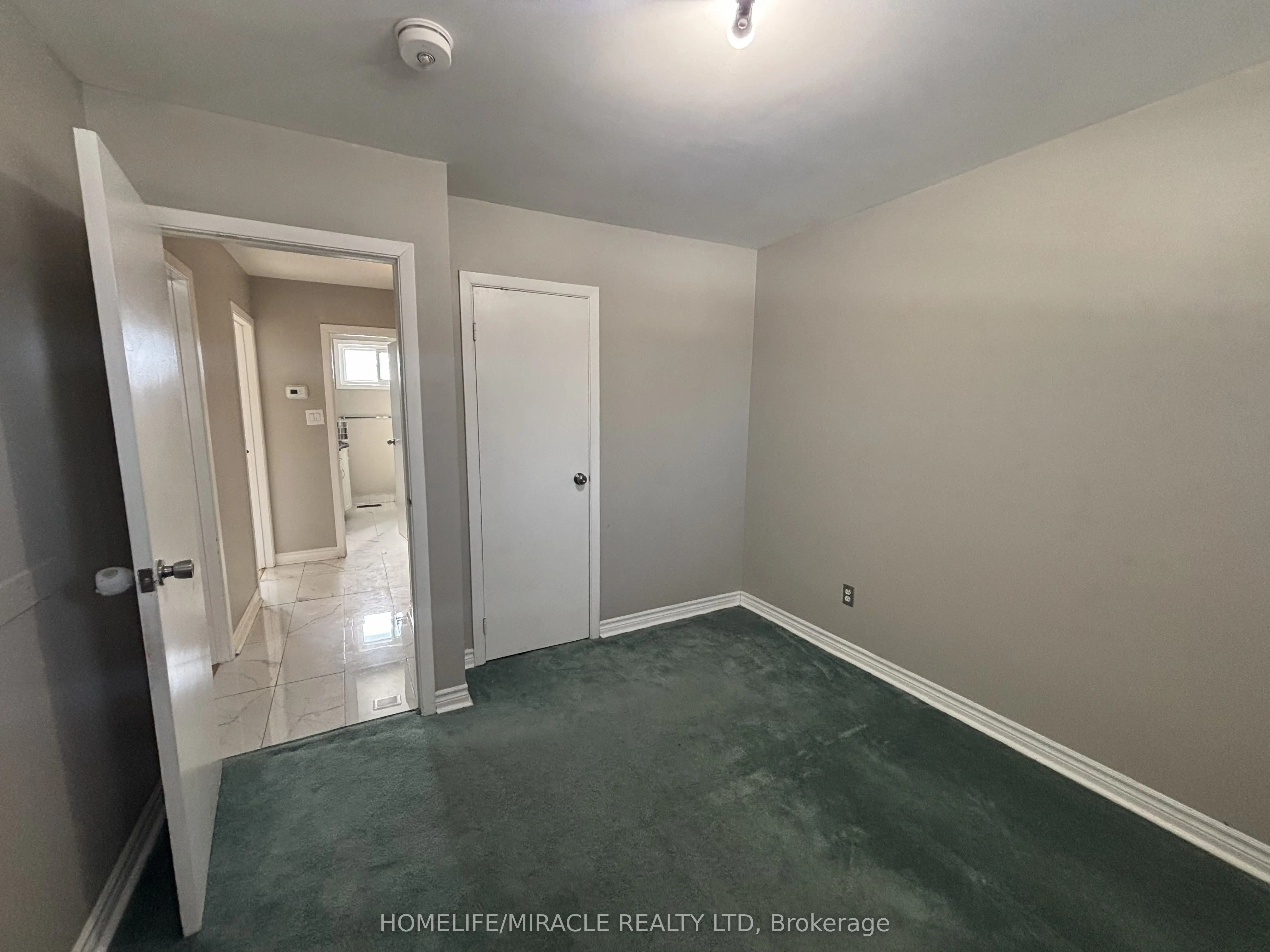 219 Mcmurchy Avenue #Main