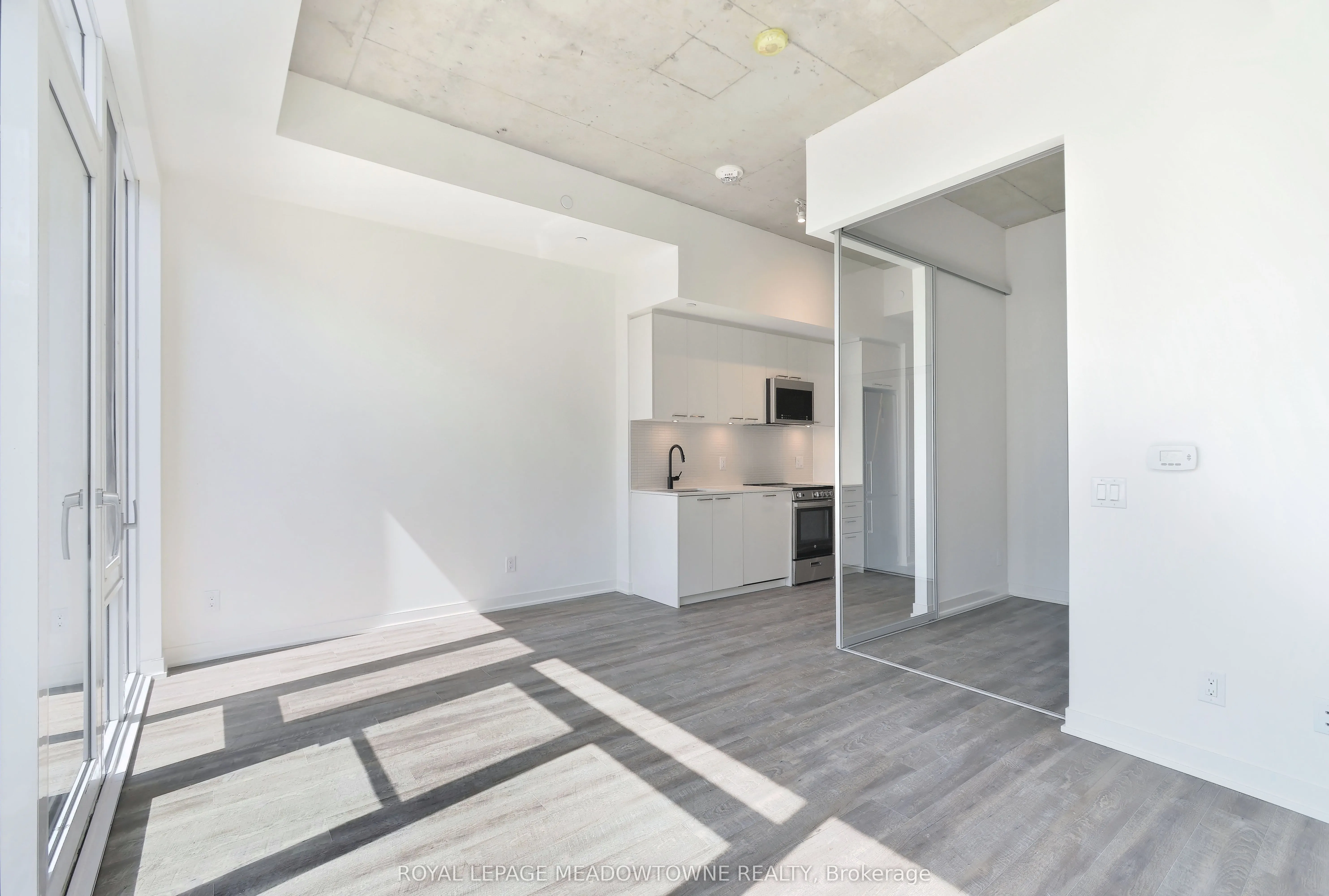 1808 St. Clair Avenue W #712