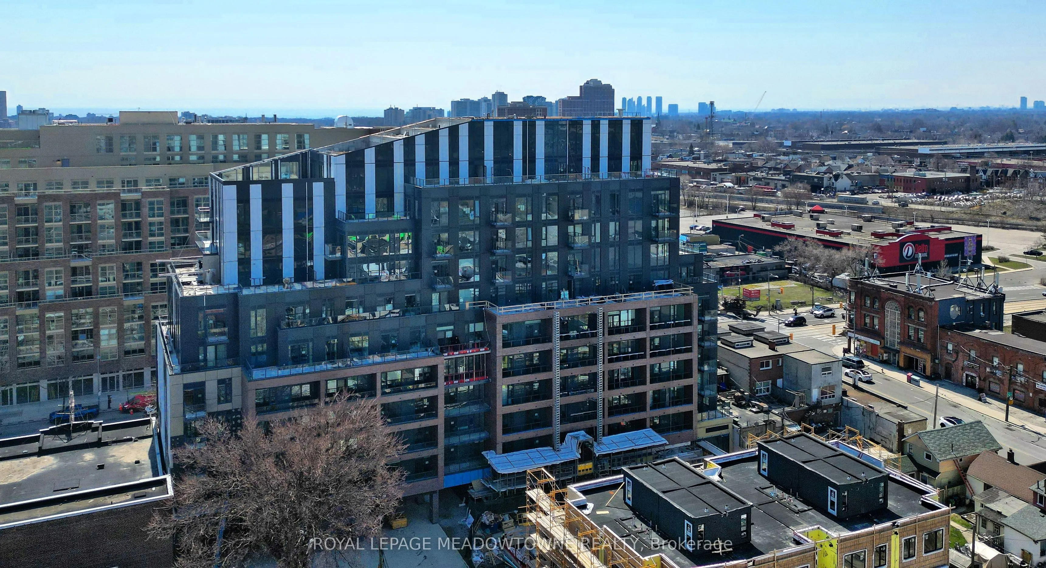 1808 St. Clair Avenue W #712