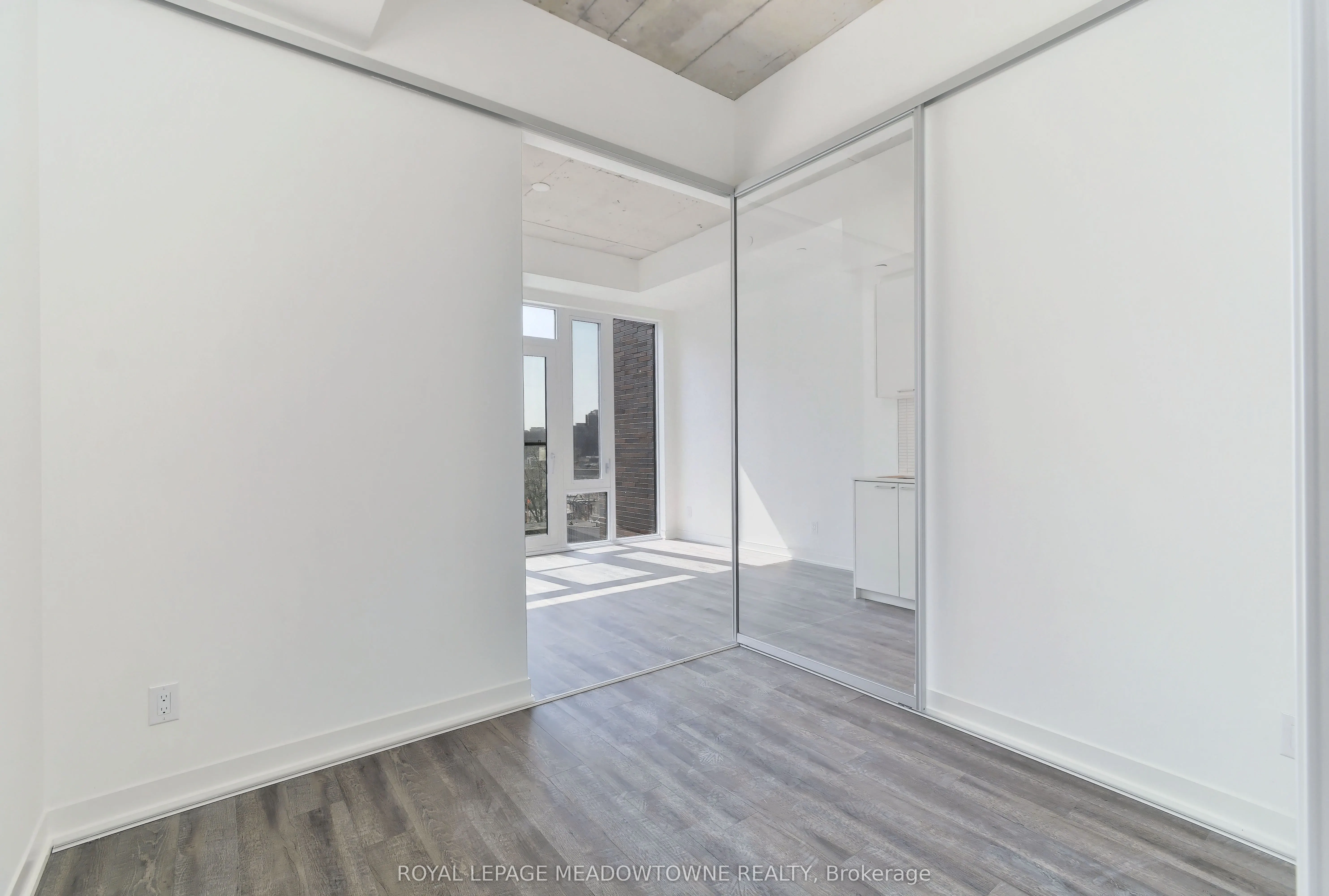 1808 St. Clair Avenue W #712